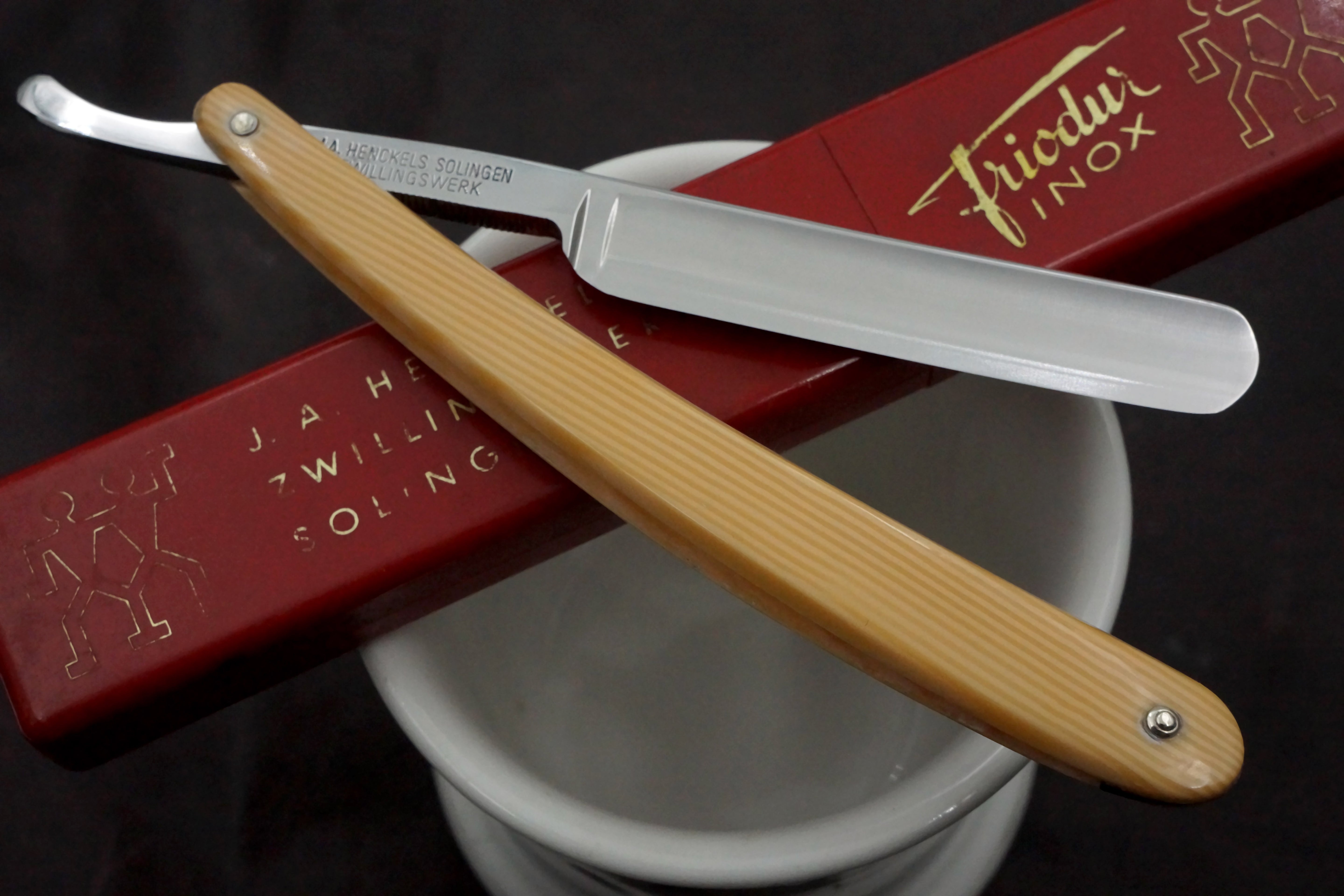 Henckels Friodur 9/16" No. 89 1/2 - Near Pristine Stainless Steel - Solingen Straight Razor - Shave Ready