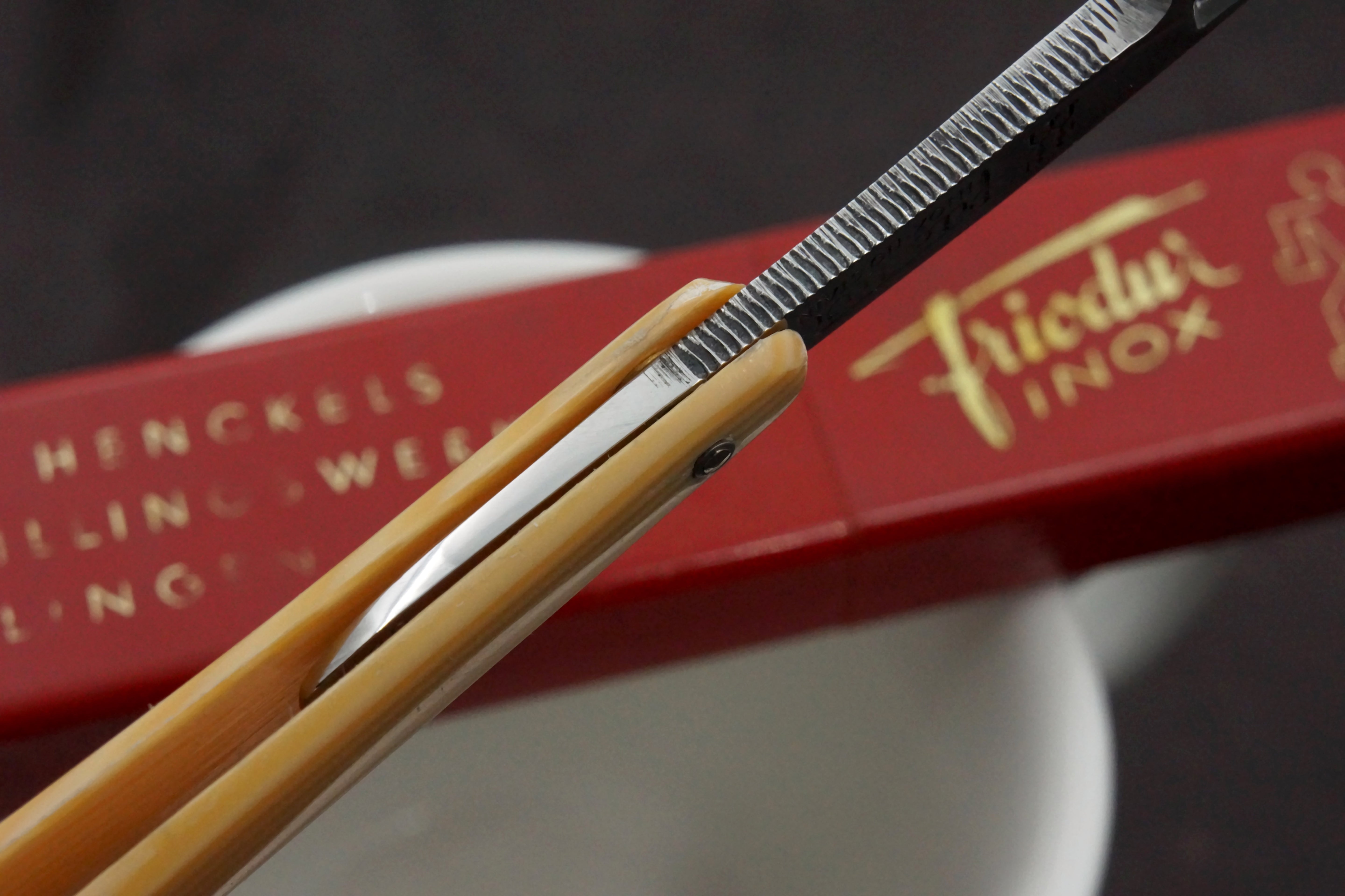 Henckels Friodur 9/16" No. 89 1/2 - Near Pristine Stainless Steel - Solingen Straight Razor - Shave Ready