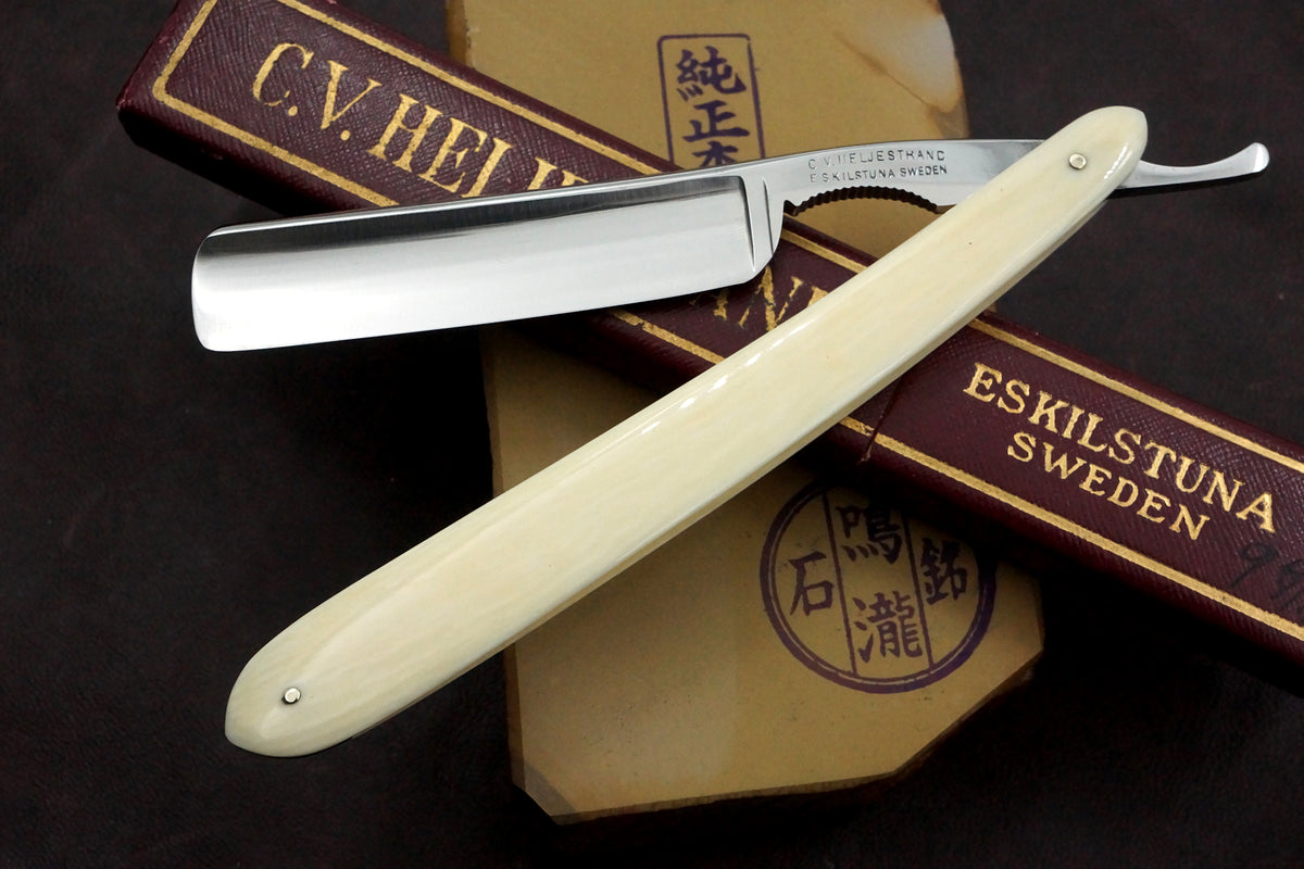 C.V. Heljestrand MK No.31 5/8 Blade -Near Pristine Ivory Scaled Eskilstuna Sweden Straight Razor - Shave Ready