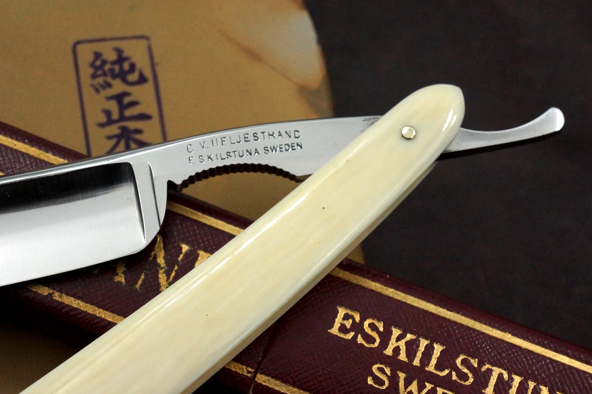 C.V. Heljestrand MK No.31 5/8 Blade -Near Pristine Ivory Scaled Eskilstuna Sweden Straight Razor - Shave Ready