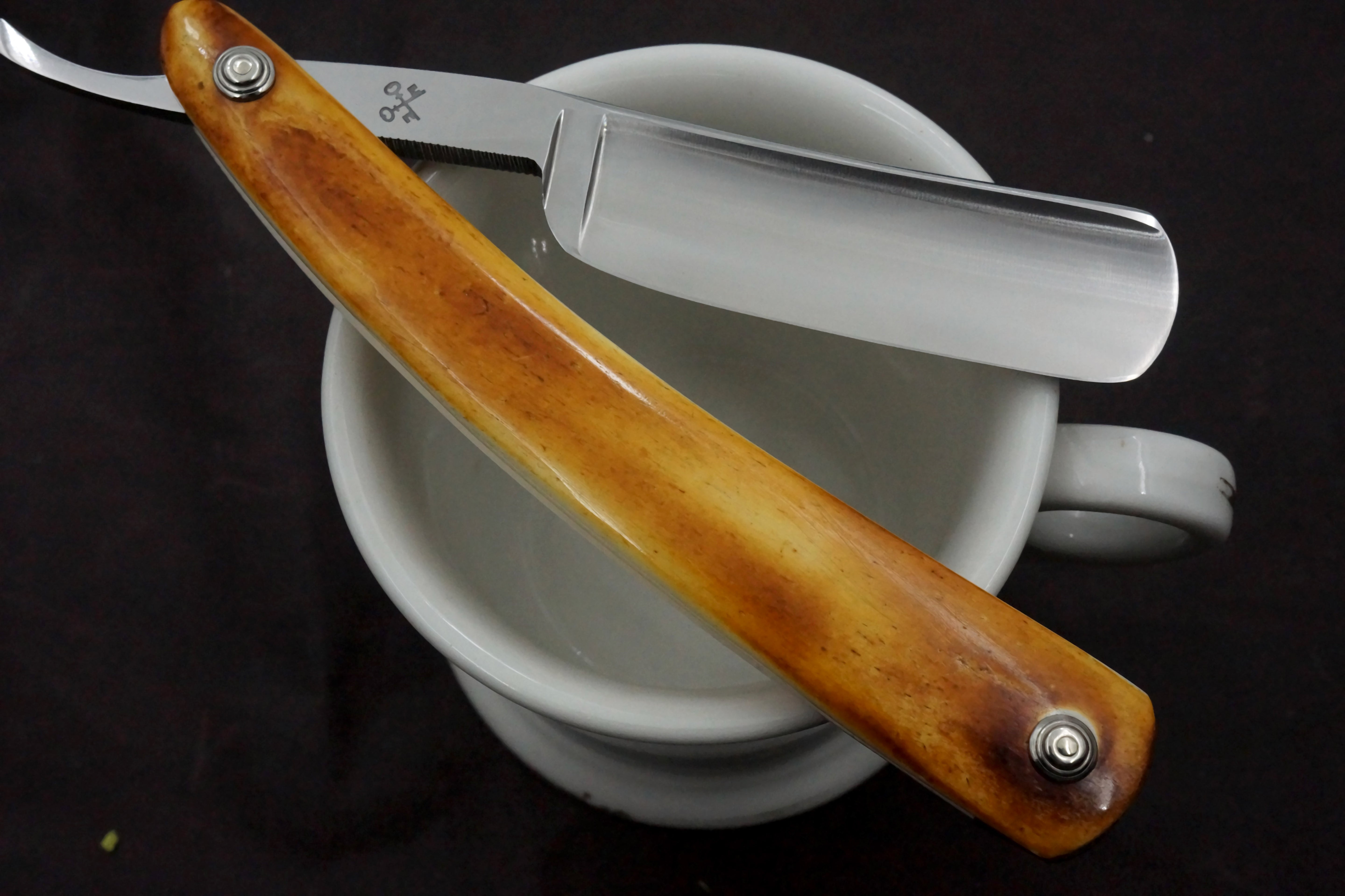 Friedrich Herder No. 76 Pristine 7/8 Full Hollow Custom Scales - Solingen Vintage Straight Razor - Shave Ready