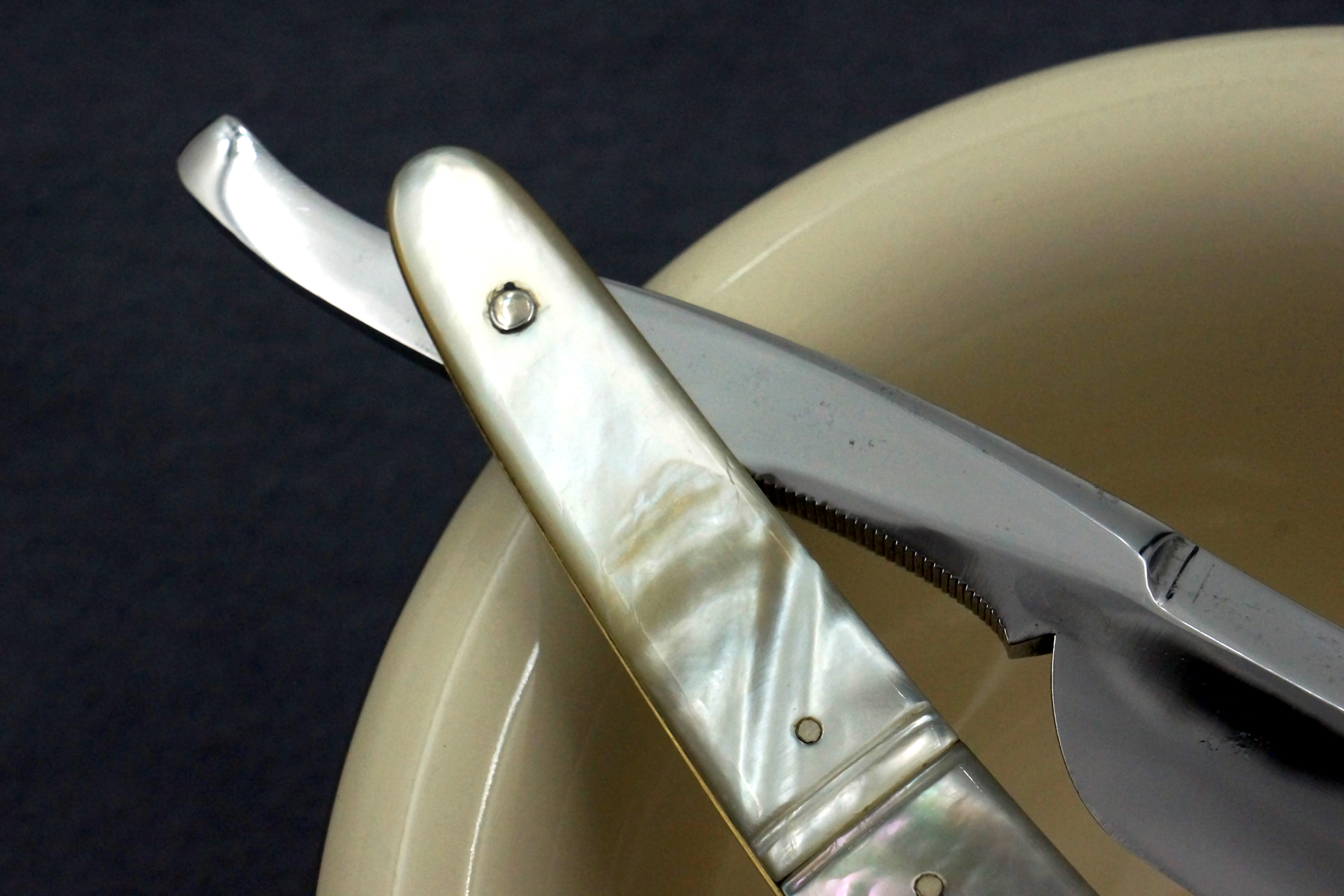 Hawcroft & Sons 6/8 - Fancy Grind Fully Restored Mother of Pearl Scaled Sheffield Straight Razor - Shave Ready