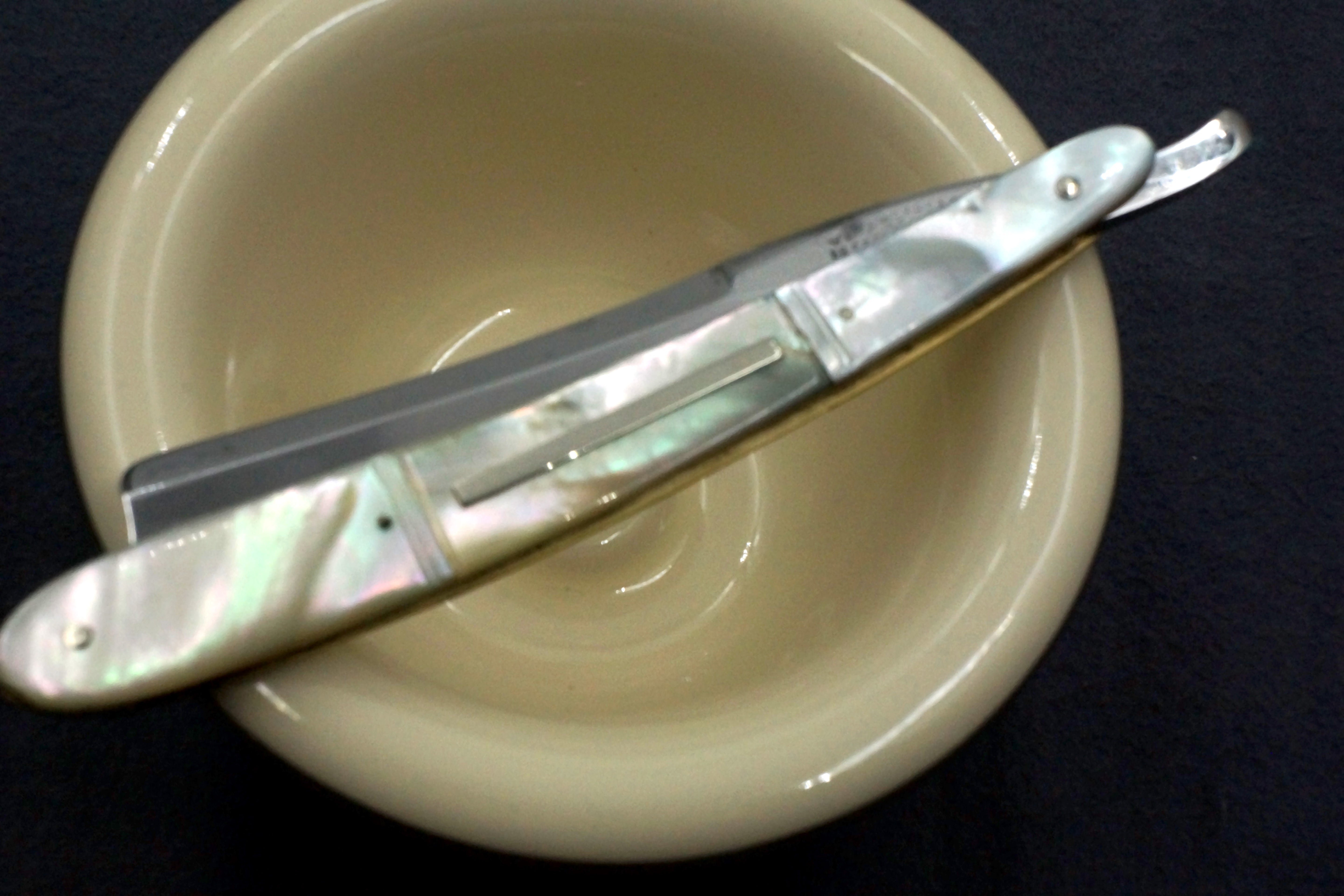Hawcroft & Sons 6/8 - Fancy Grind Fully Restored Mother of Pearl Scaled Sheffield Straight Razor - Shave Ready