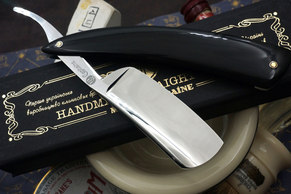 Art Razor Capitaine 9/8 Quarter Hollow Blade - Preowned Custom Straight Razor with Horn Scales - Shave Ready