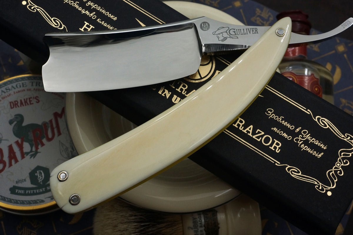 Art Razor Capitaine 19/16 Vollhohlklinge - Gebrauchtes, individuelles Rasiermesser mit Knochengriff - Rasurbereit