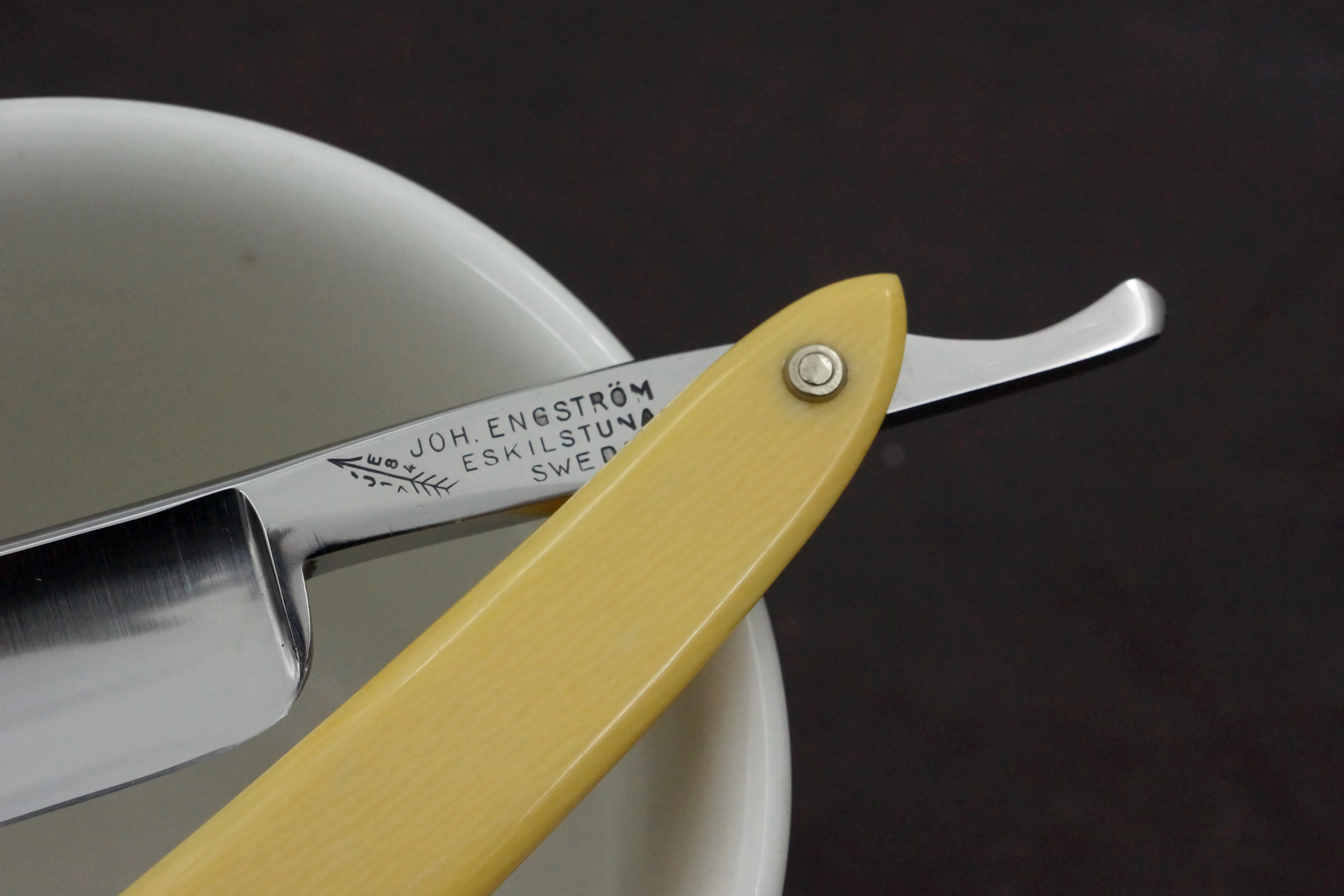 Joh. Engstrom 11/16 Full Hollow - Excellent Restored Vintage Eskilstuna Sweden Straight Razor - Shave Ready