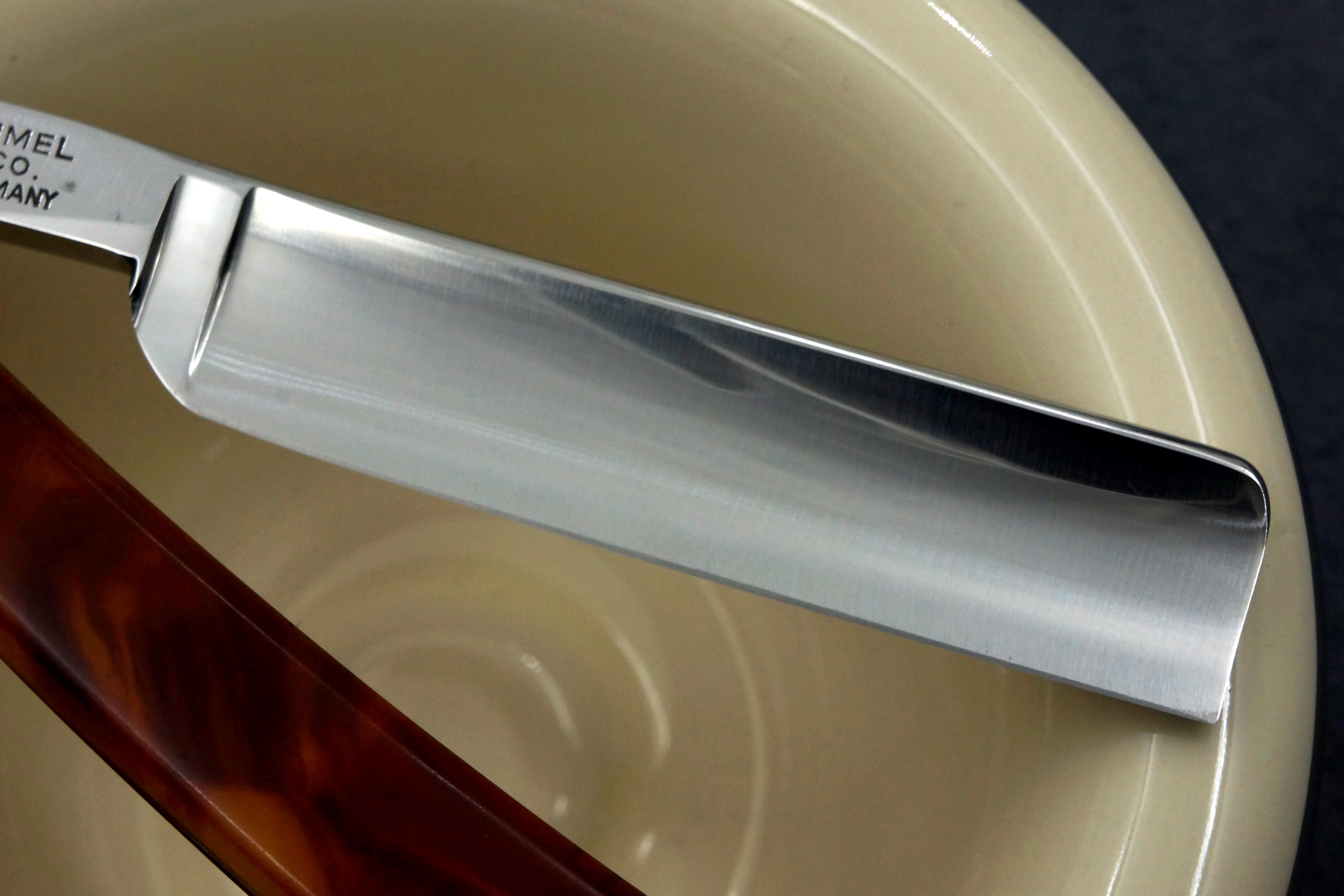 Beau Brummell No.18 11/16" Near Pristine Vintage Solingen Straight Razor - Shave Ready