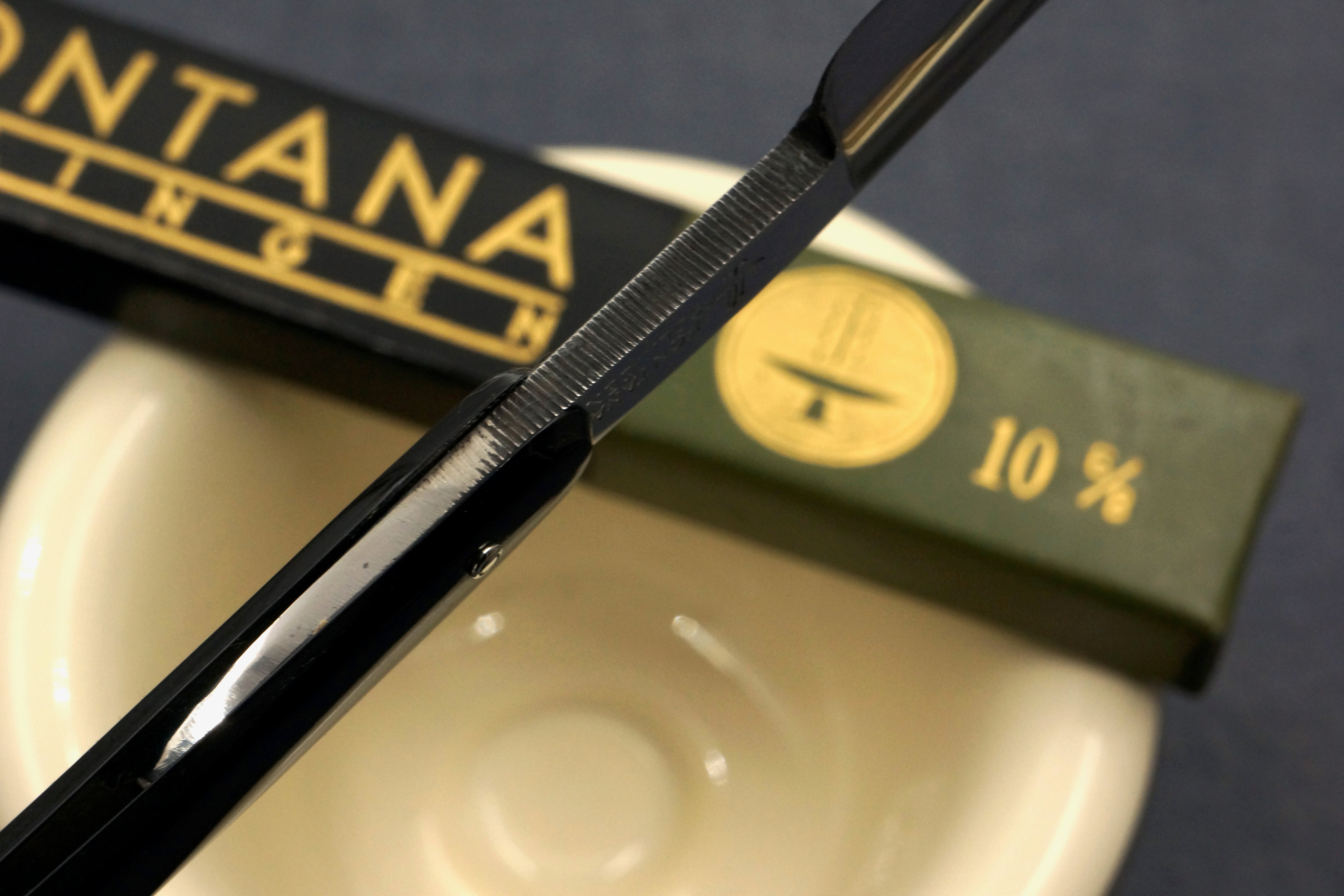 Fontana No. 10 Near Pristine 6/8 Full Hollow Blade - Solingen Vintage Straight Razor - Shave Ready