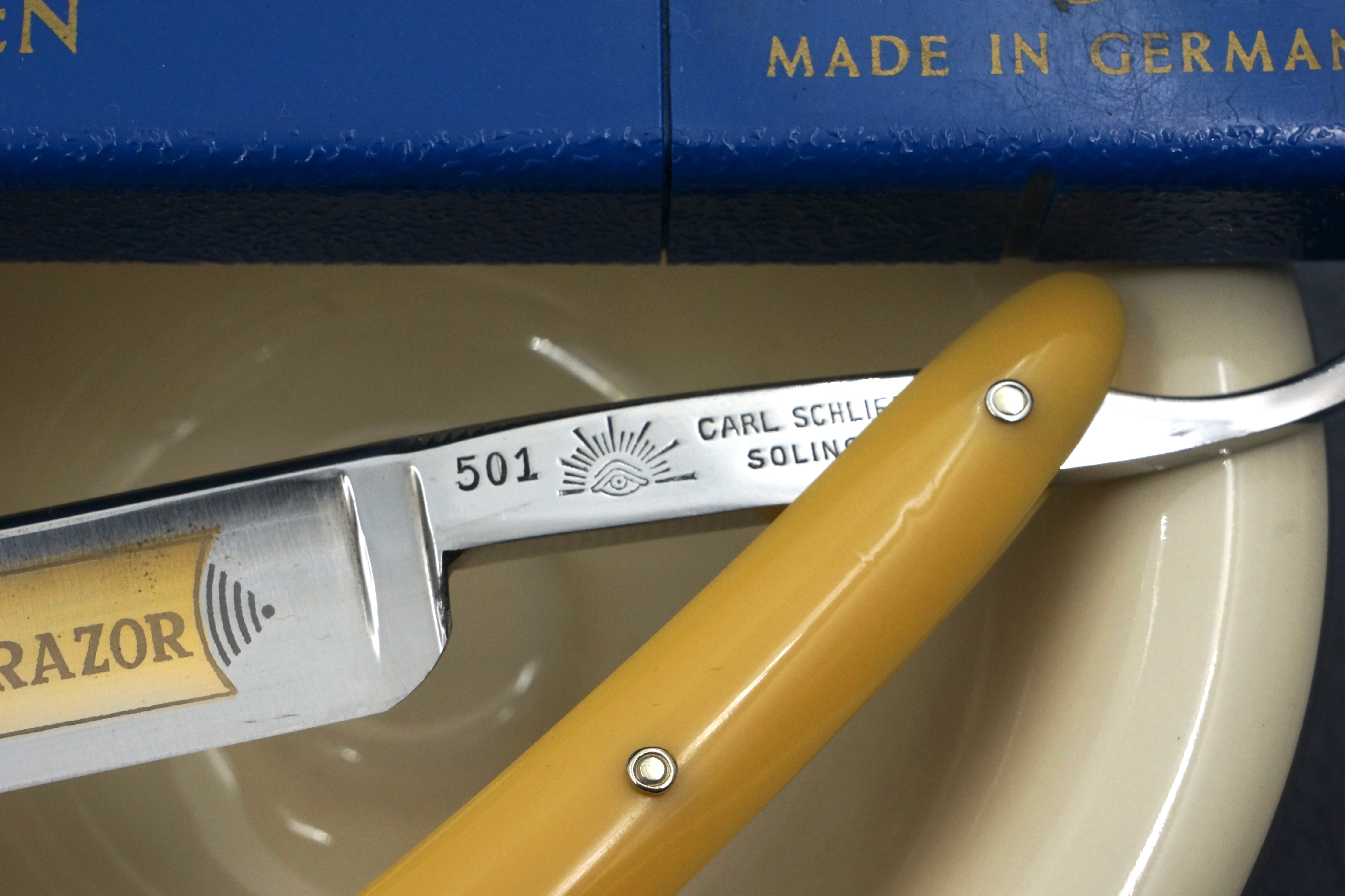 Carl Schlieper No. 501 - 11/16 Excellent Full Hollow - Vintage Solingen Straight Razor - Shave Ready