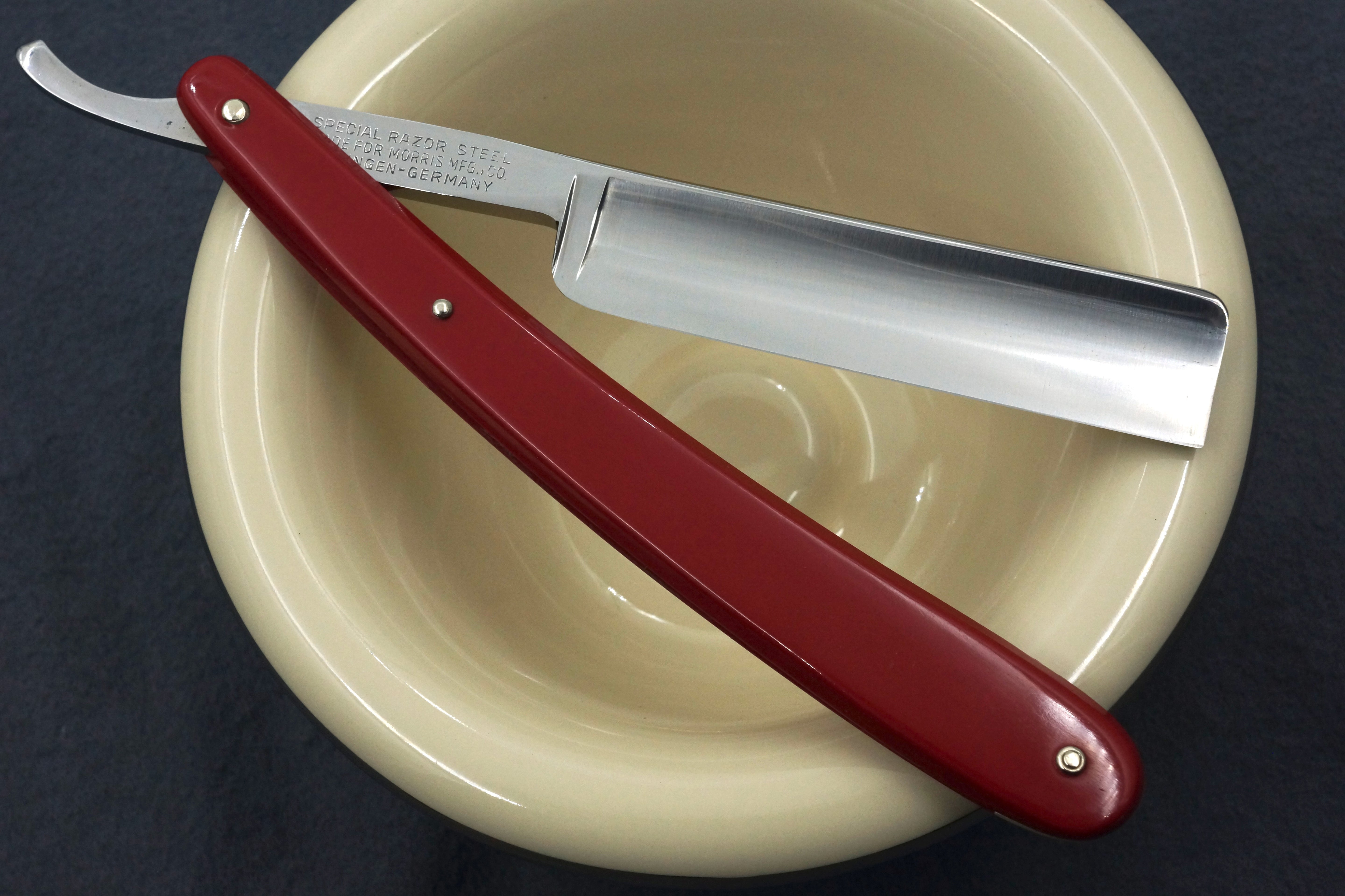 Morris Mfg. Co. - Near Pristine 11/16 "Red Imp" No.133 Full Hollow Blade - Solingen Straight Razor - Shave Ready