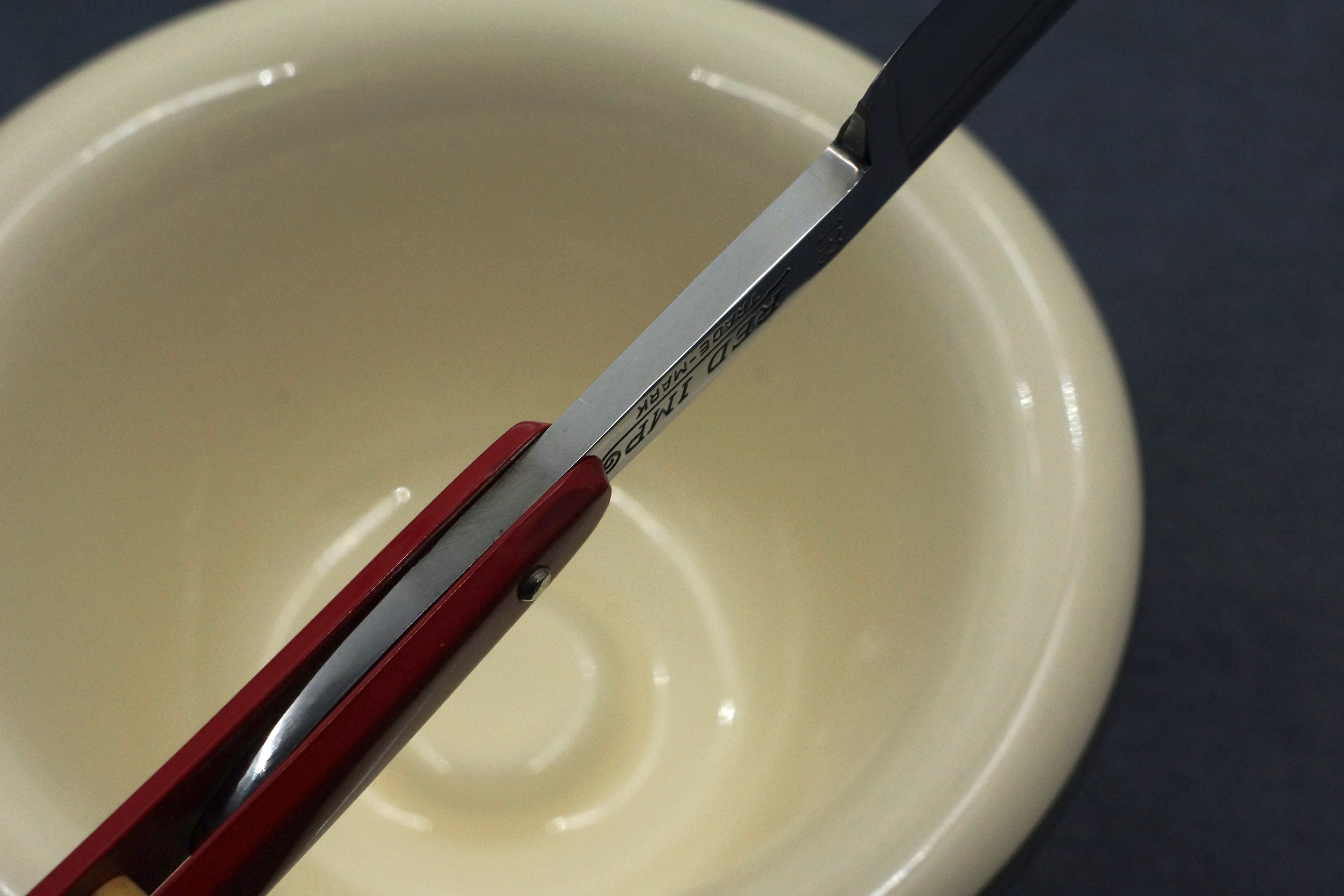 Morris Mfg. Co. - Near Pristine 11/16 "Red Imp" No.133 Full Hollow Blade - Solingen Straight Razor - Shave Ready