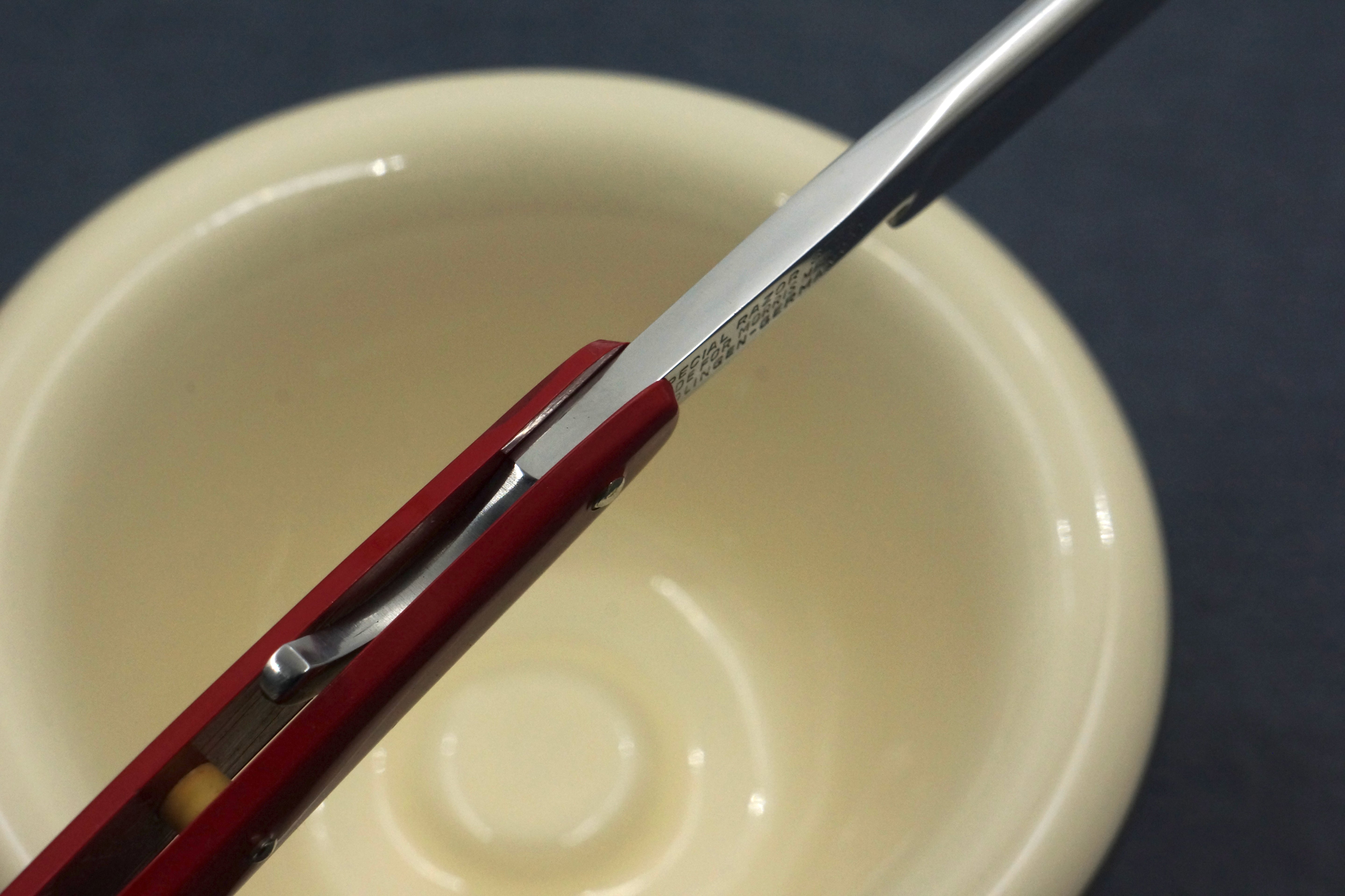 Morris Mfg. Co. - Near Pristine 11/16 "Red Imp" No.133 Full Hollow Blade - Solingen Straight Razor - Shave Ready