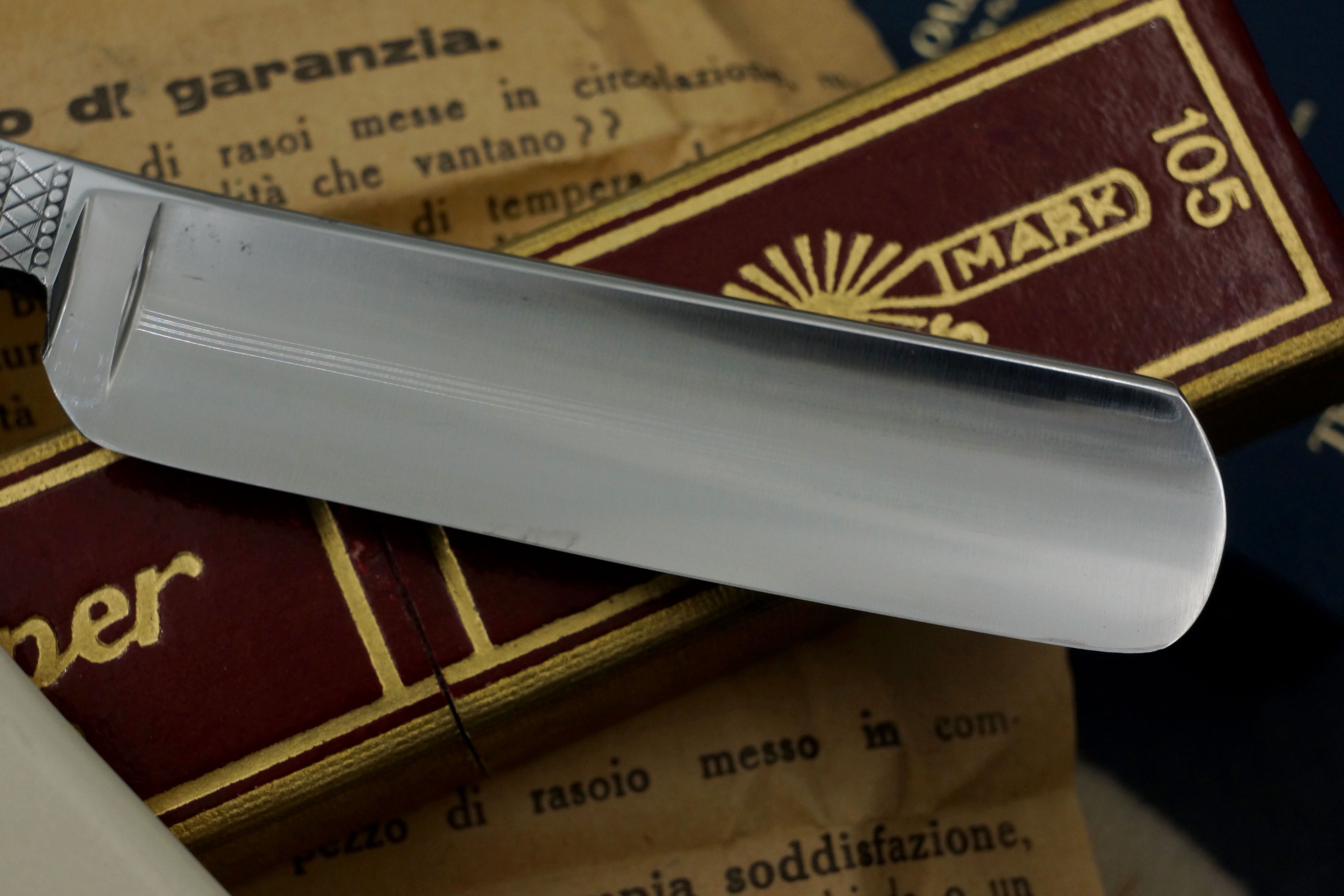 Friedrich Schlemper Antisettico 105 - Mint 6/8 Full Hollow Blade - Vintage Solingen Straight Razor - Shave Ready