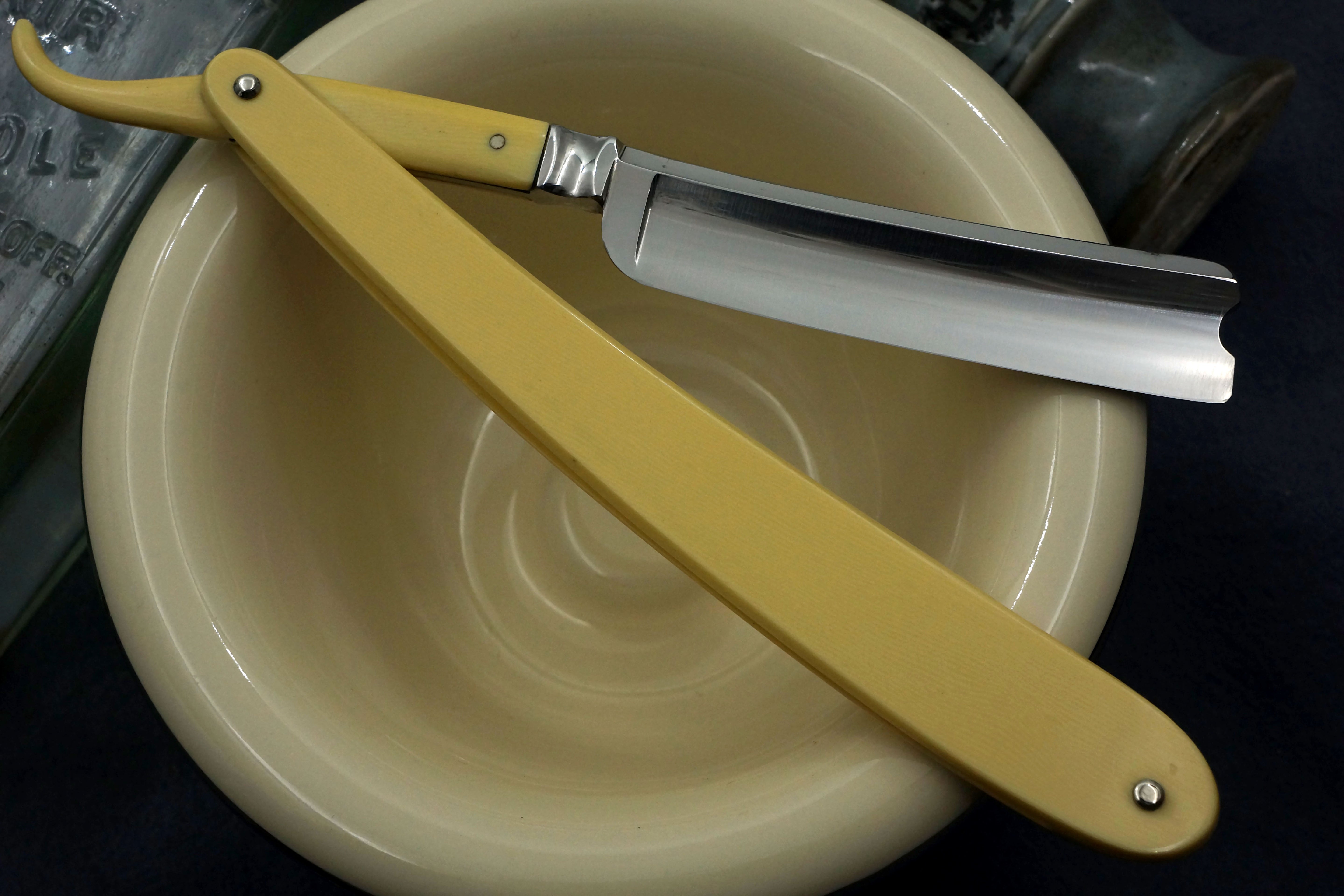 Robeson Full Hollow 11/16 Fancy Tang & Blade - Restored USA Straight Razor - Shave Ready