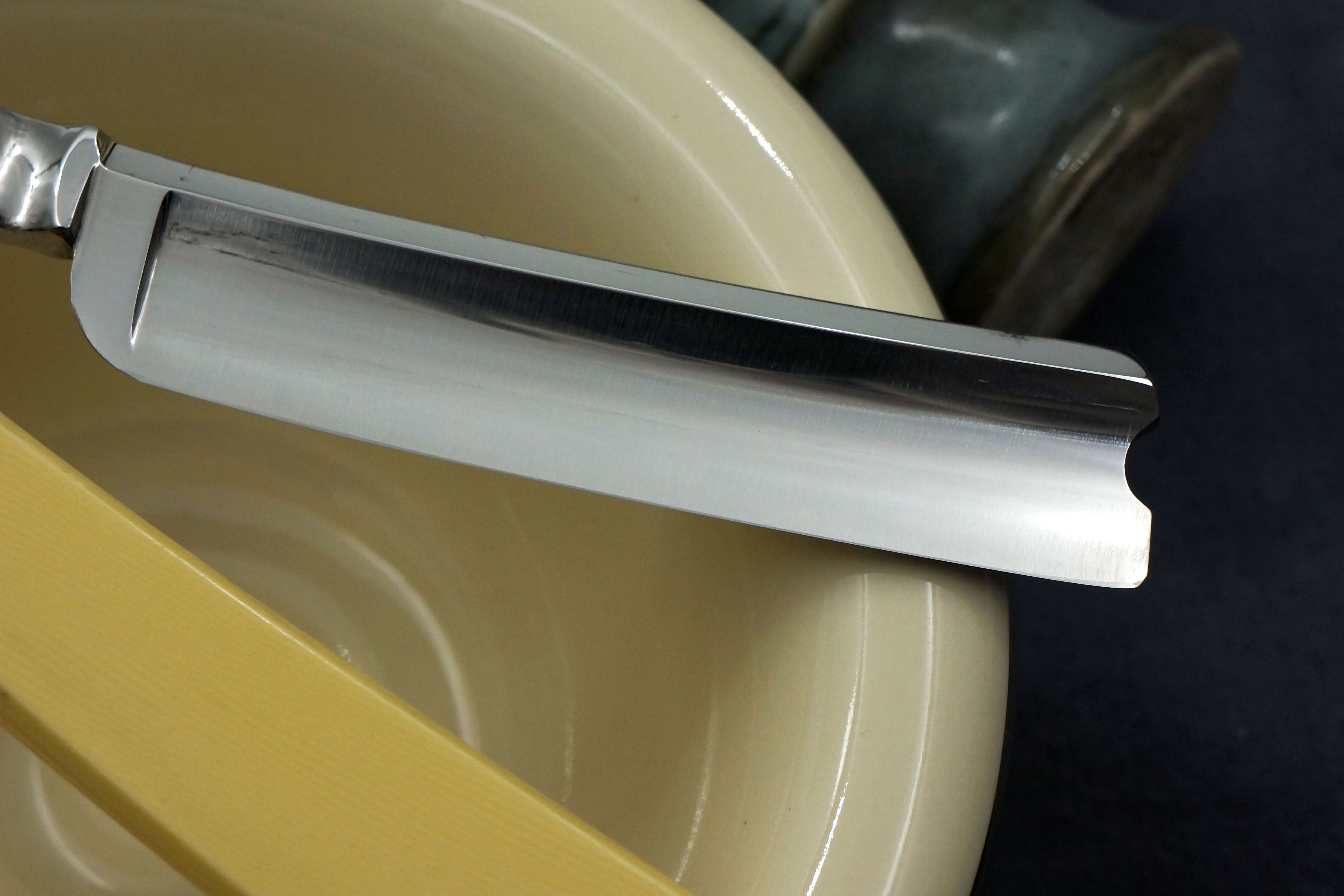Robeson Full Hollow 11/16 Fancy Tang & Blade - Restored USA Straight Razor - Shave Ready
