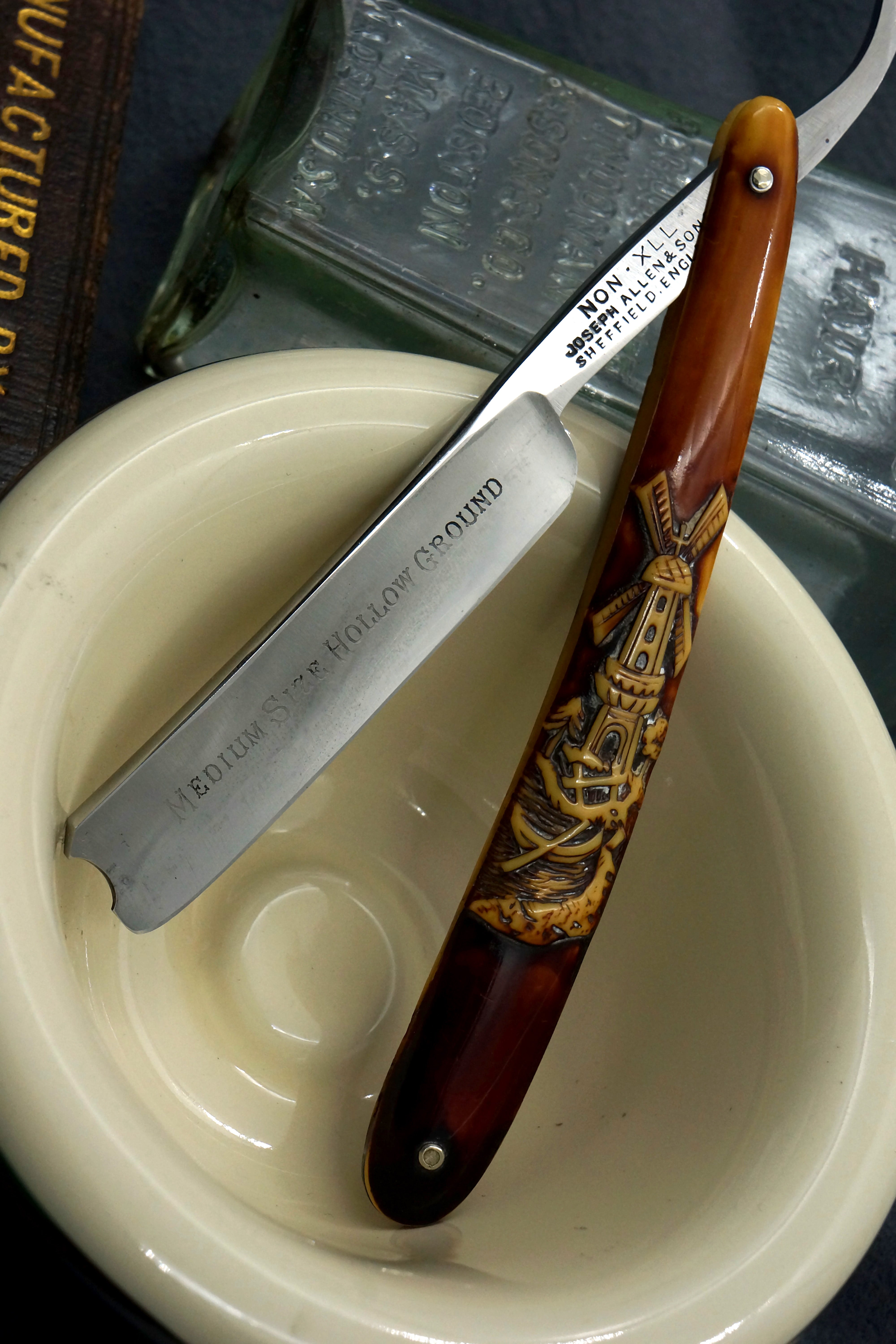 Joseph Allen & Sons "Medium Hollow Ground" with Fancy Scales - 5/8 Blade - Restored Sheffield Vintage Straight Razor - Shave Ready