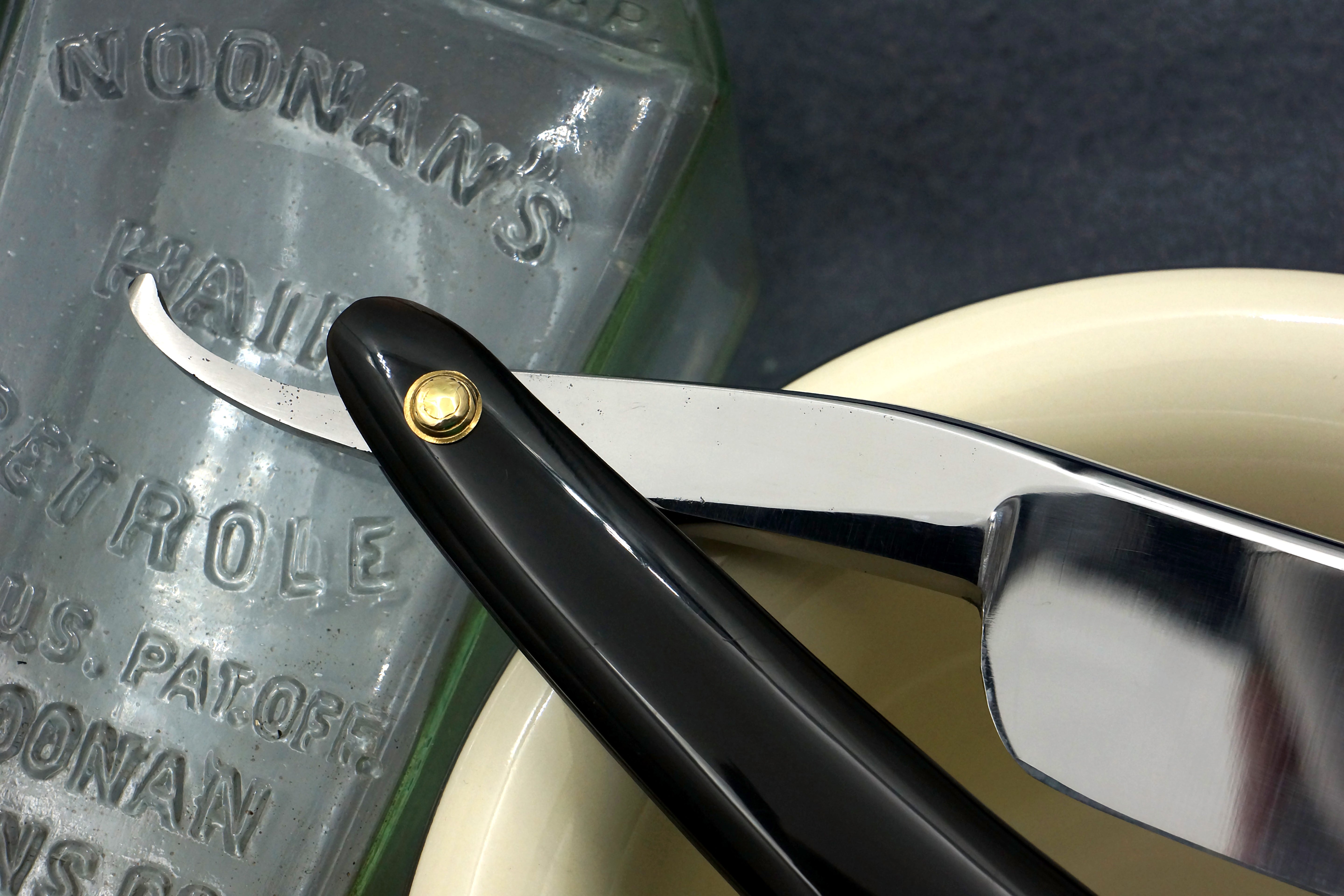 Wade & Butcher "For Barbers Use" - 1" Blade with New Horn Scales - Restored Sheffield Straight Razor - Shave Ready