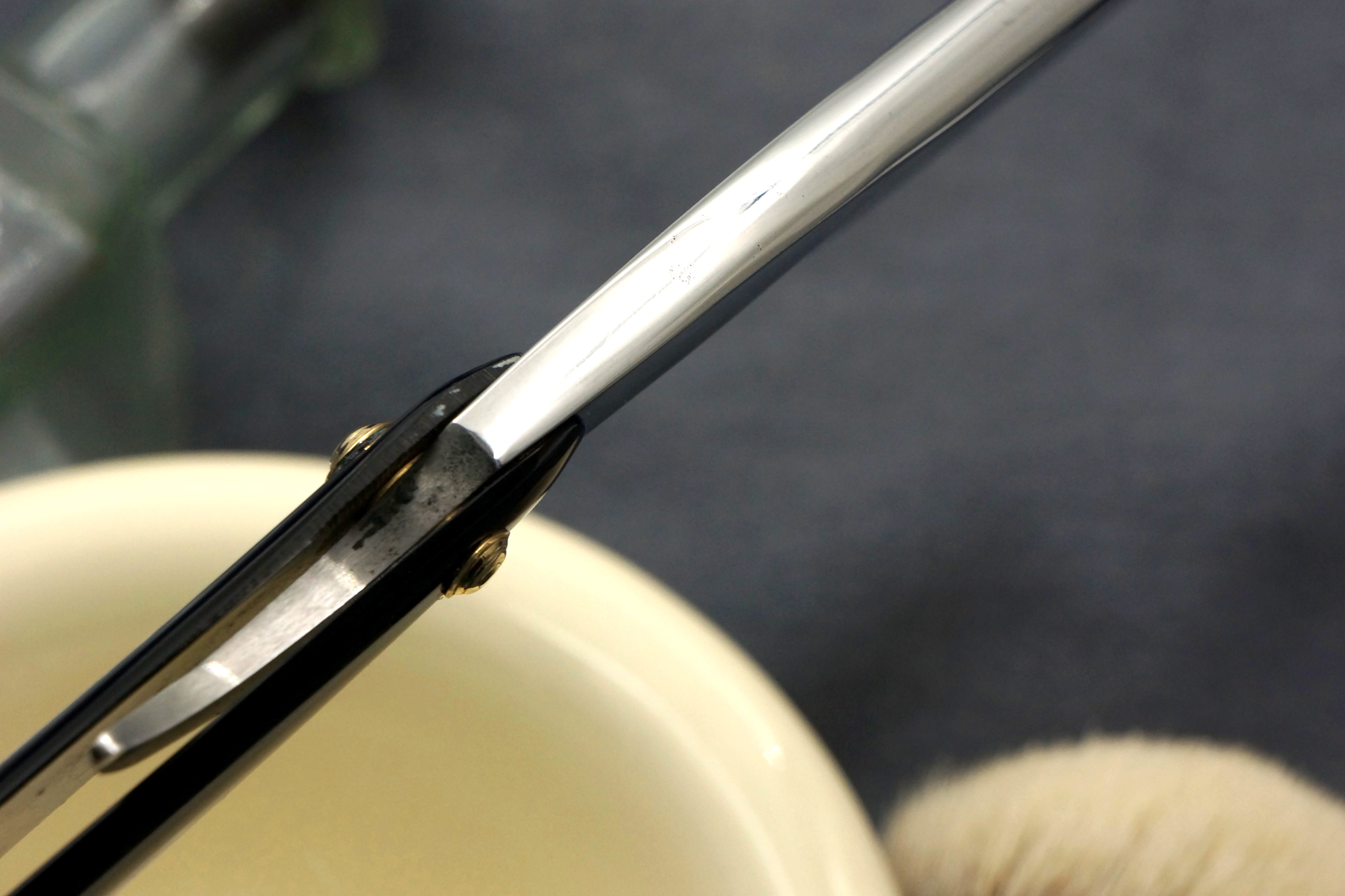 Wade & Butcher "Celebrated Extra Hollow Ground" 8/8 Blade Sheffield Straight Razor - Shave Ready