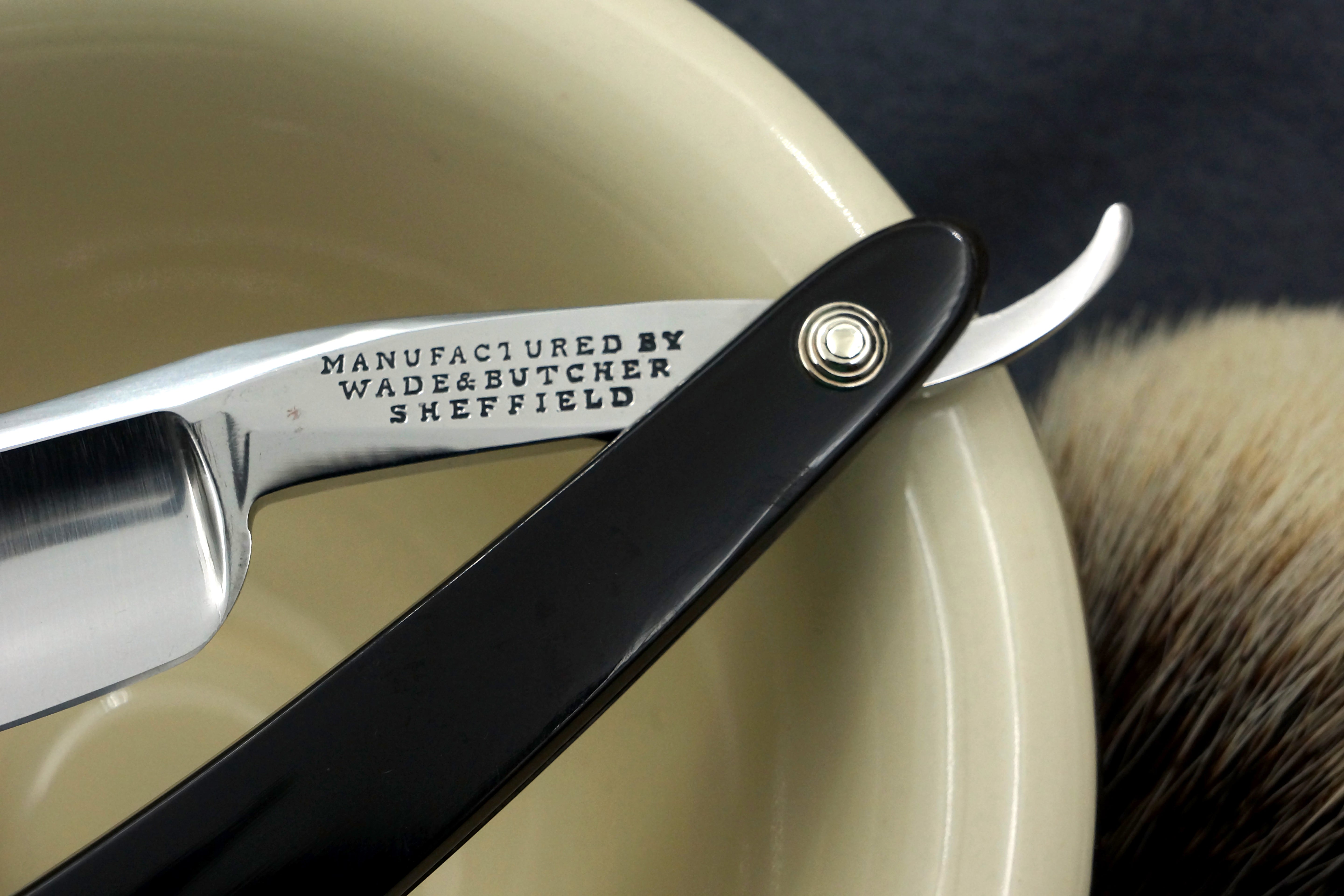Wade & Butcher 13/16 Blade with Original Horn Scales - Fully Restored Sheffield Straight Razor - Shave Ready