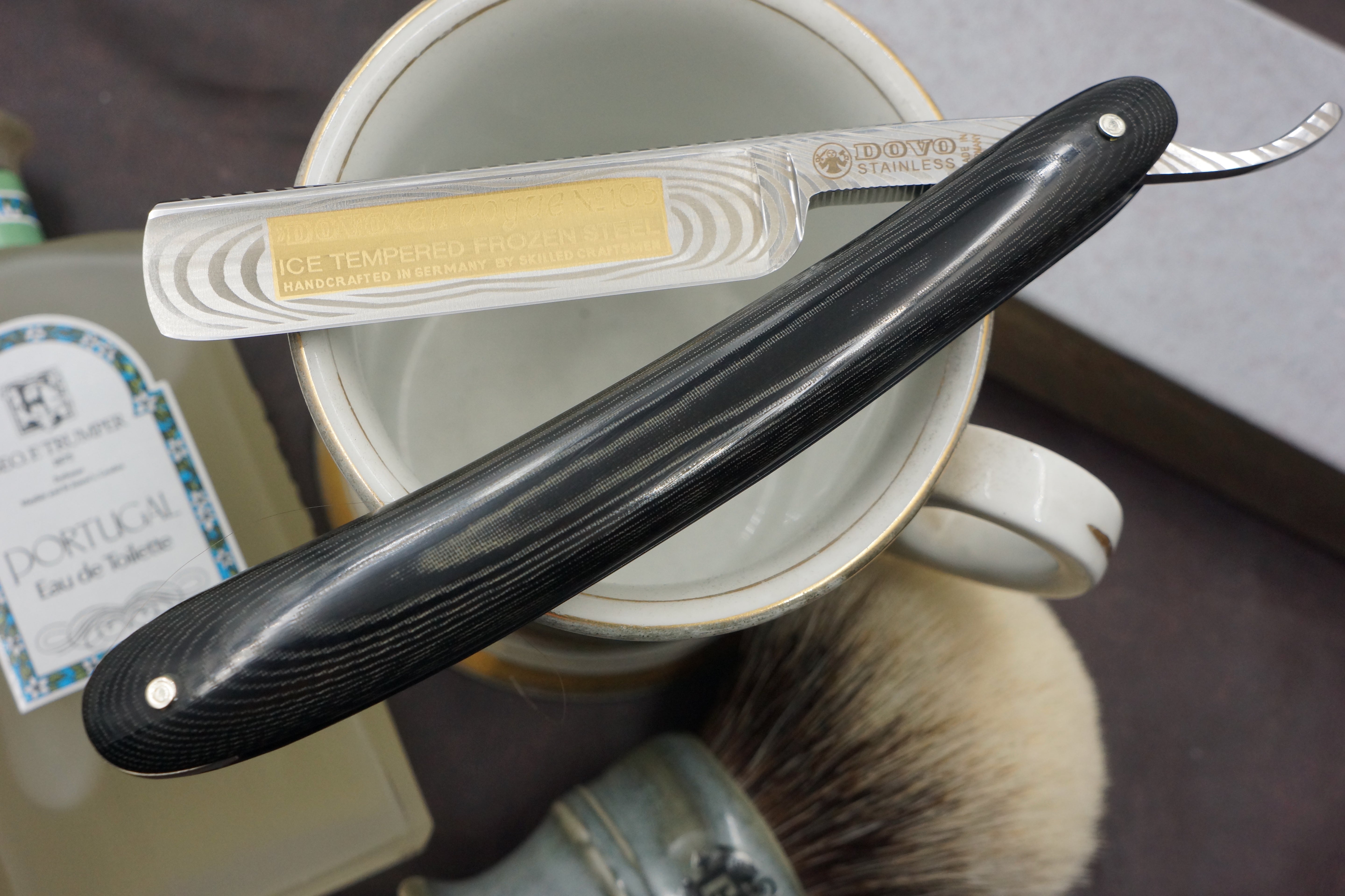 Dovo "En Vogue" No. 105 - Preowned Fancy 11/16 Full Hollow Blade - Solingen Straight Razor - Shave Ready