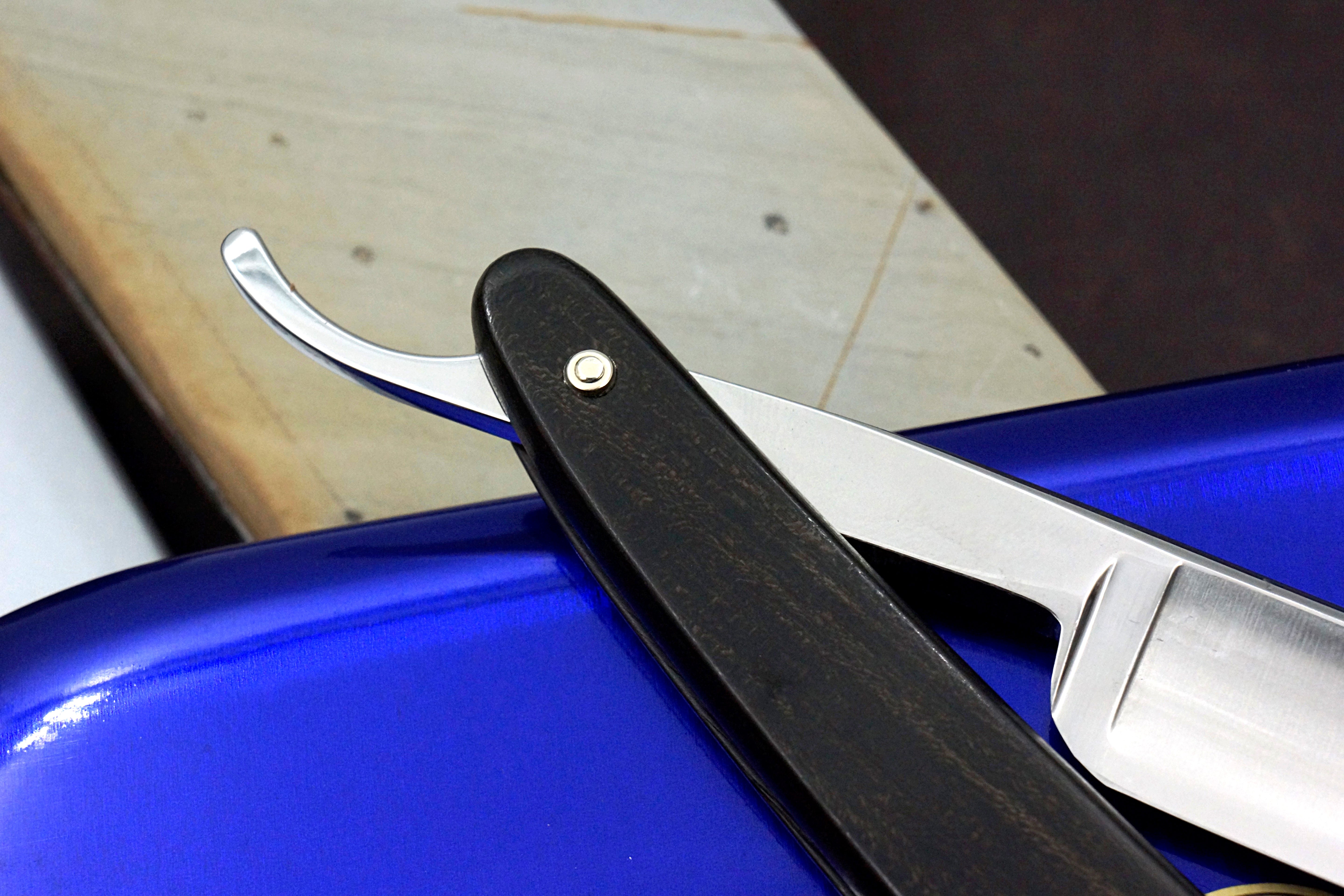 Dovo "Barbarossa" - Preowned 5/8 Full Hollow Blade - Solingen Straight Razor - Shave Ready