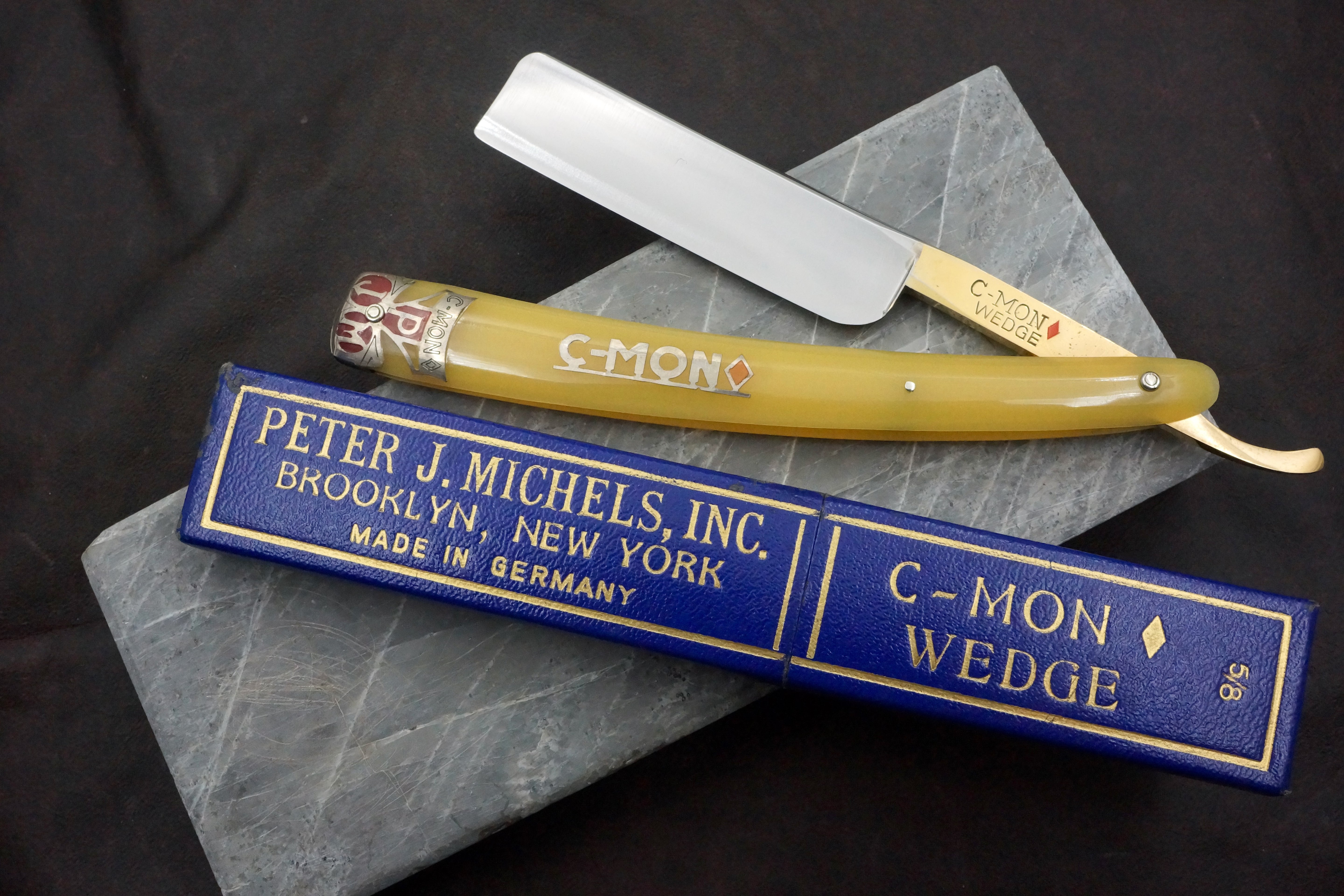 Peter J. Michels CMON Wedge - Near Pristine 5/8 Blade - Vintage Solingen Straight Razor - Shave Ready