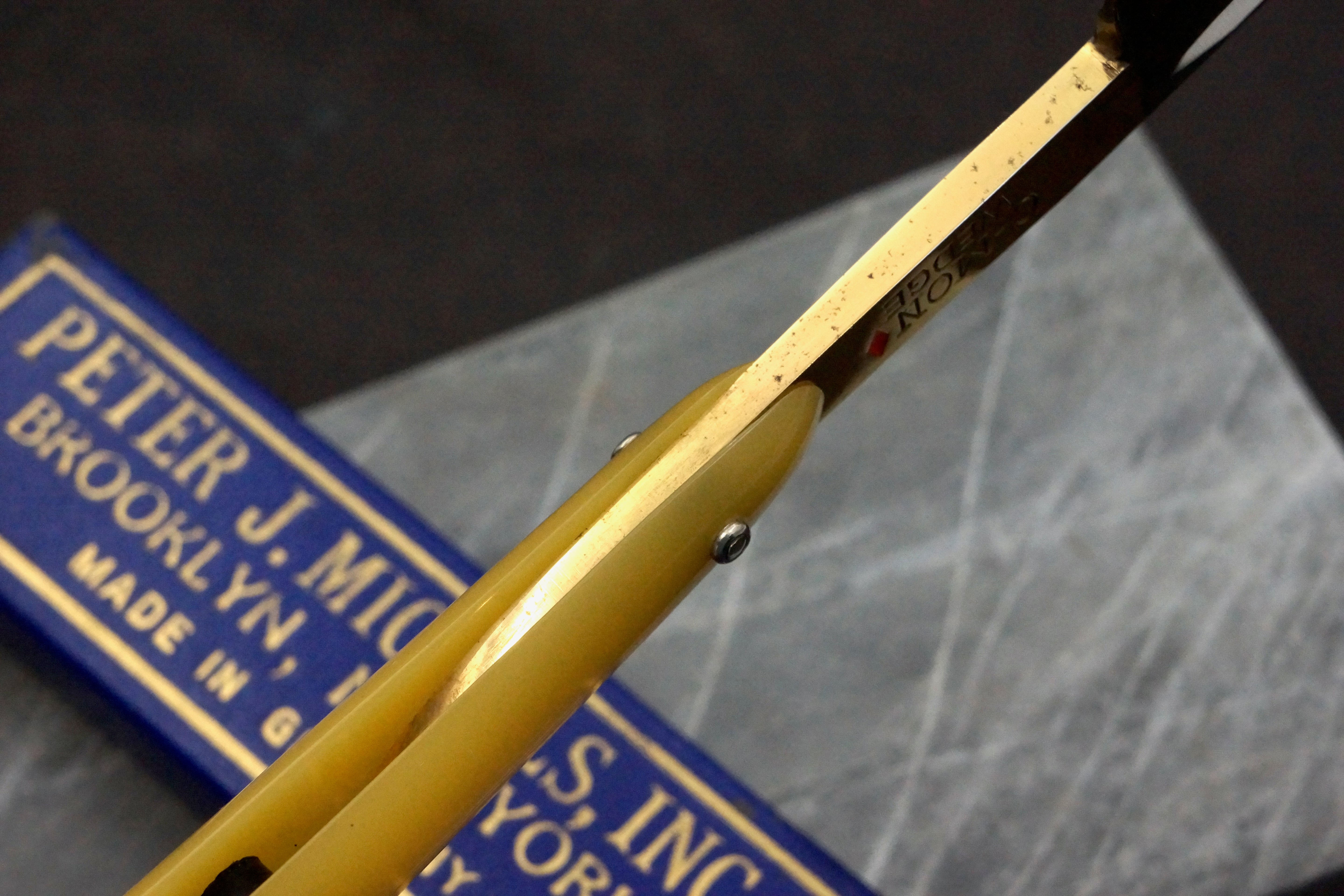 Peter J. Michels CMON Wedge - Near Pristine 5/8 Blade - Vintage Solingen Straight Razor - Shave Ready