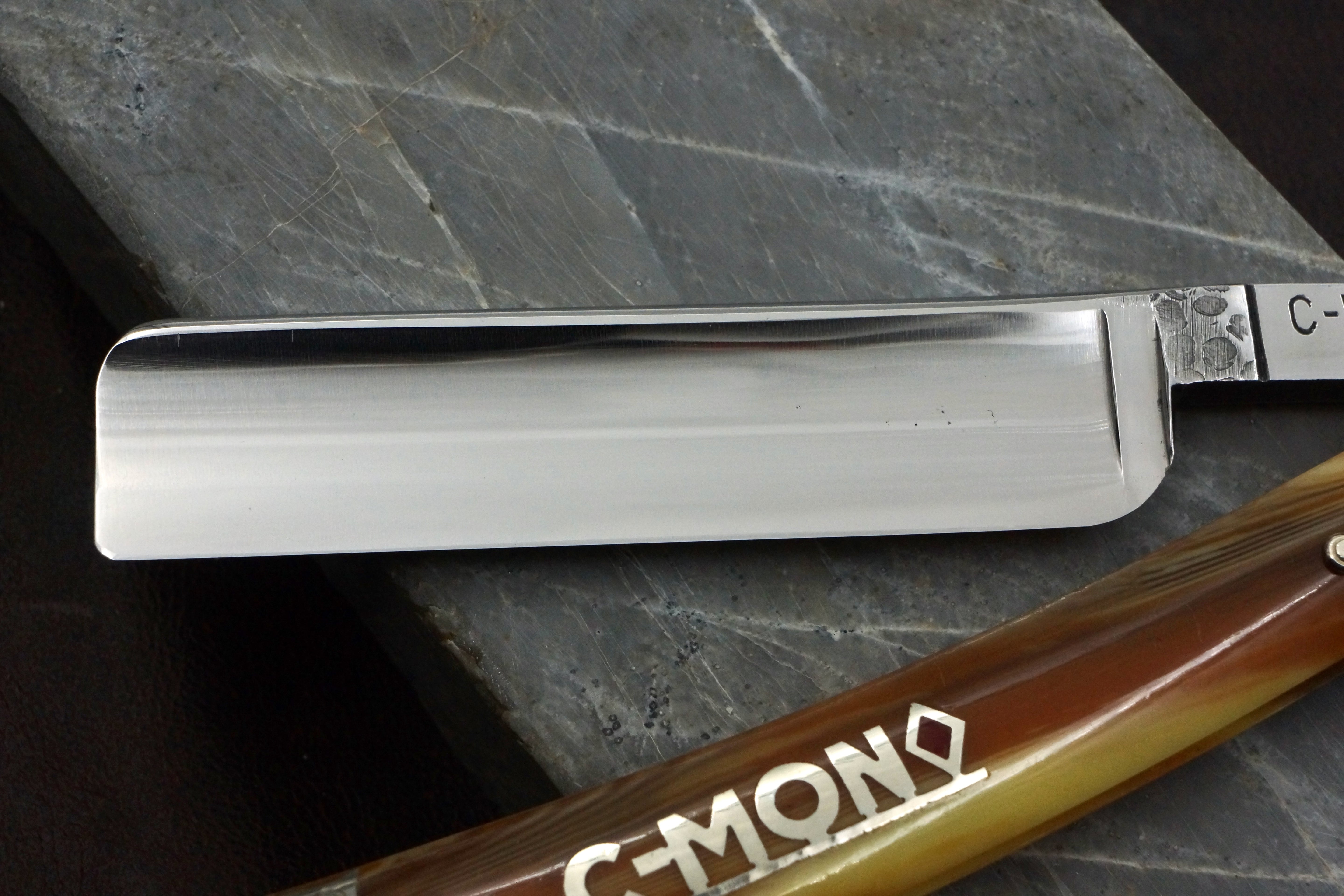 Peter J. Michels CMON HF - Near Pristine 5/8 Blade - Vintage Solingen Straight Razor - Shave Ready