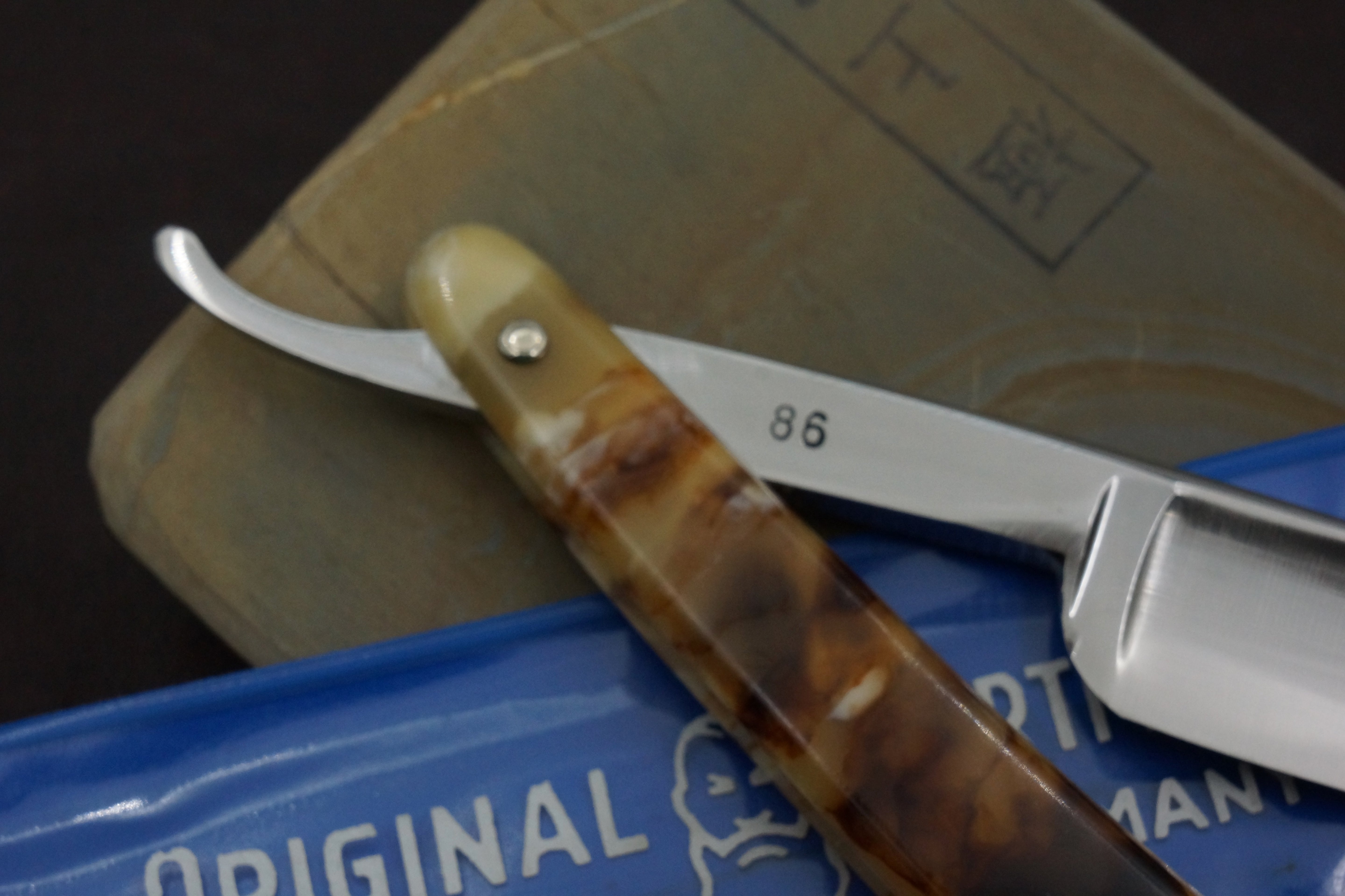 Bartmann No.86 Near Pristine 11/16 Full Hollow Blade - Vintage Solingen Straight Razor - Shave Ready