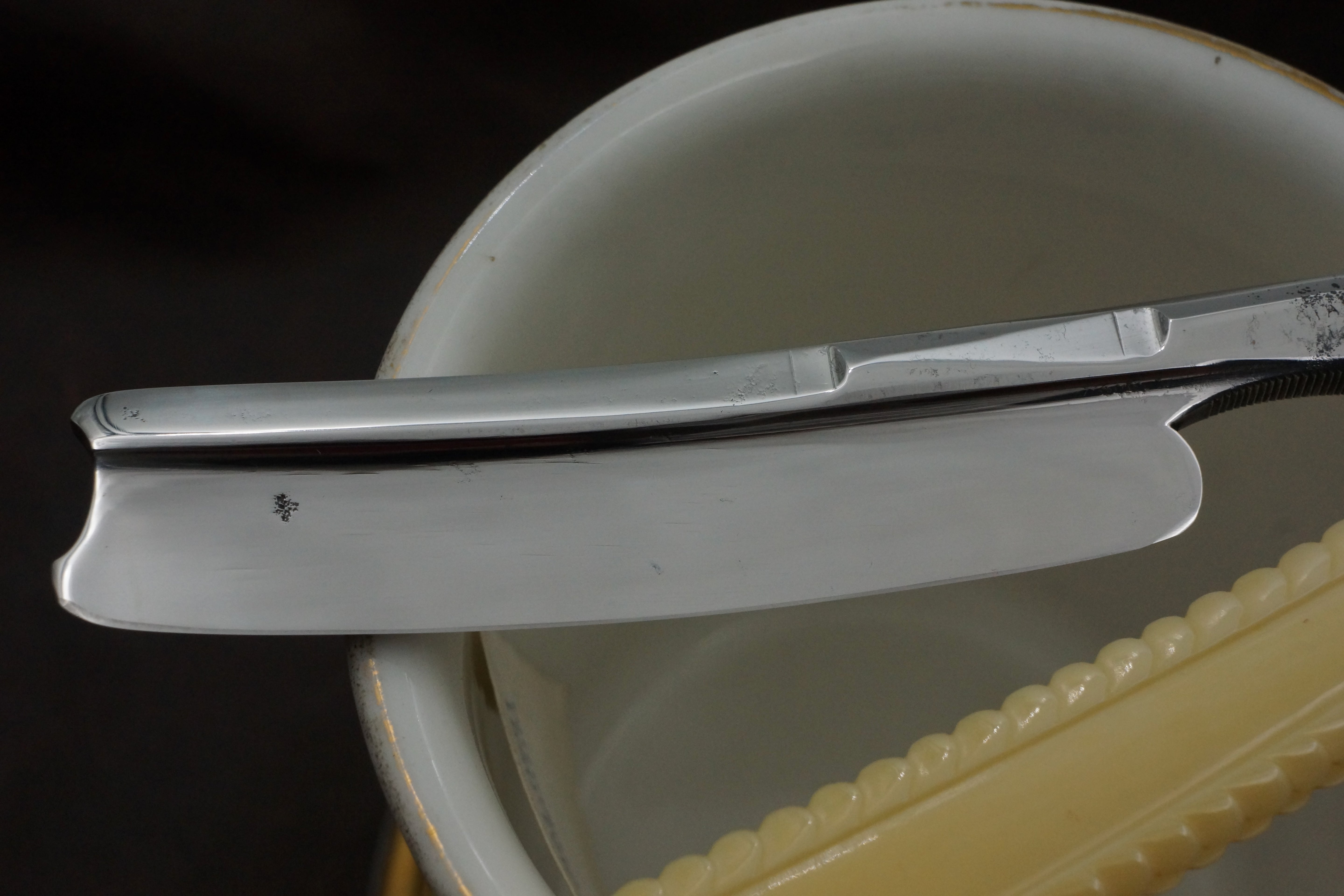 Hawcroft & Pearson - Stunning Rare 11/16 Very Fancy Blade & Carved Ivory Scales -Sheffield Straight Razor - Shave Ready