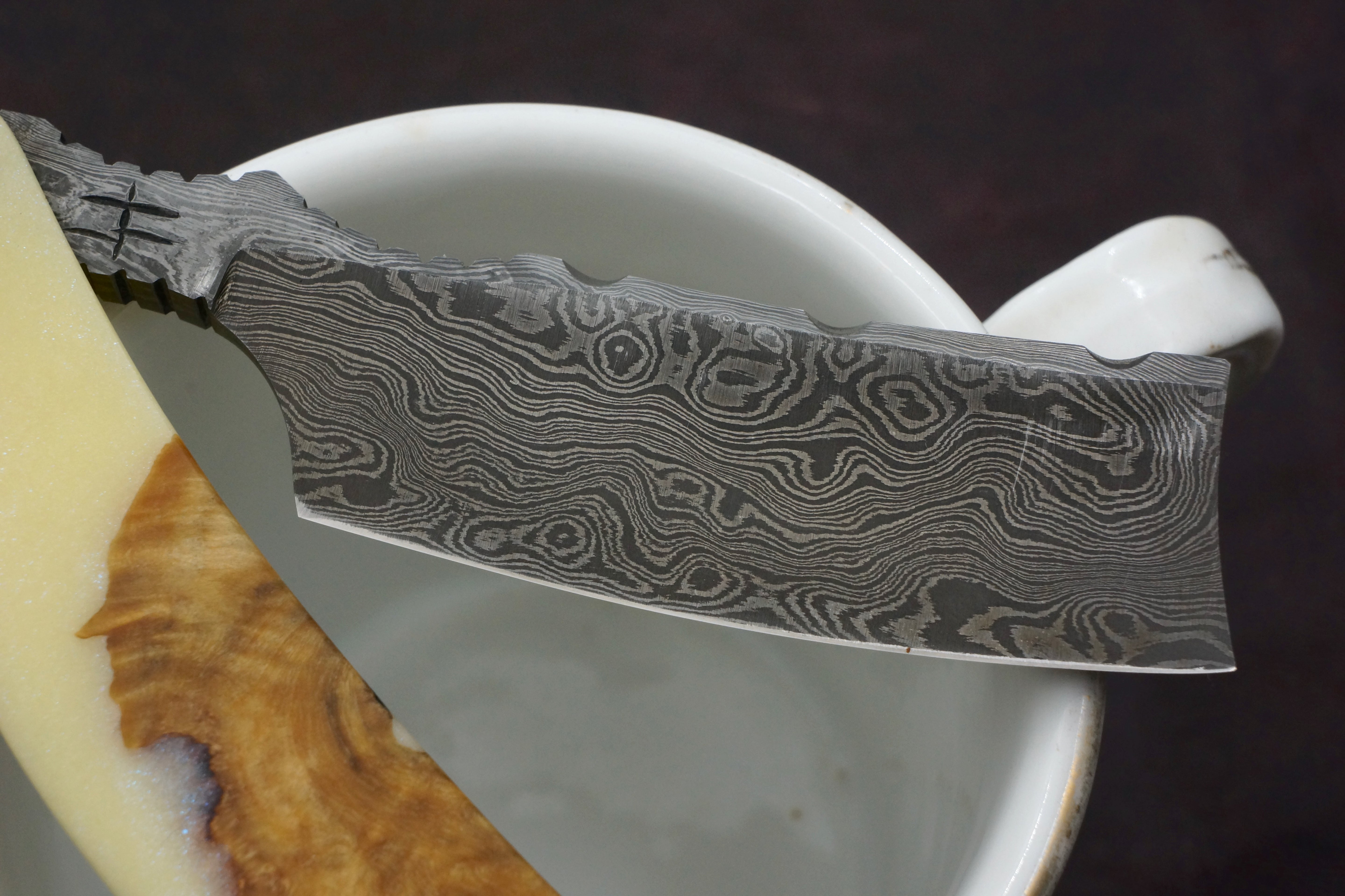 Snail Forge 15/16+ Damascus Steel Blade - Preowned Custom Straight Razor - Shave Ready