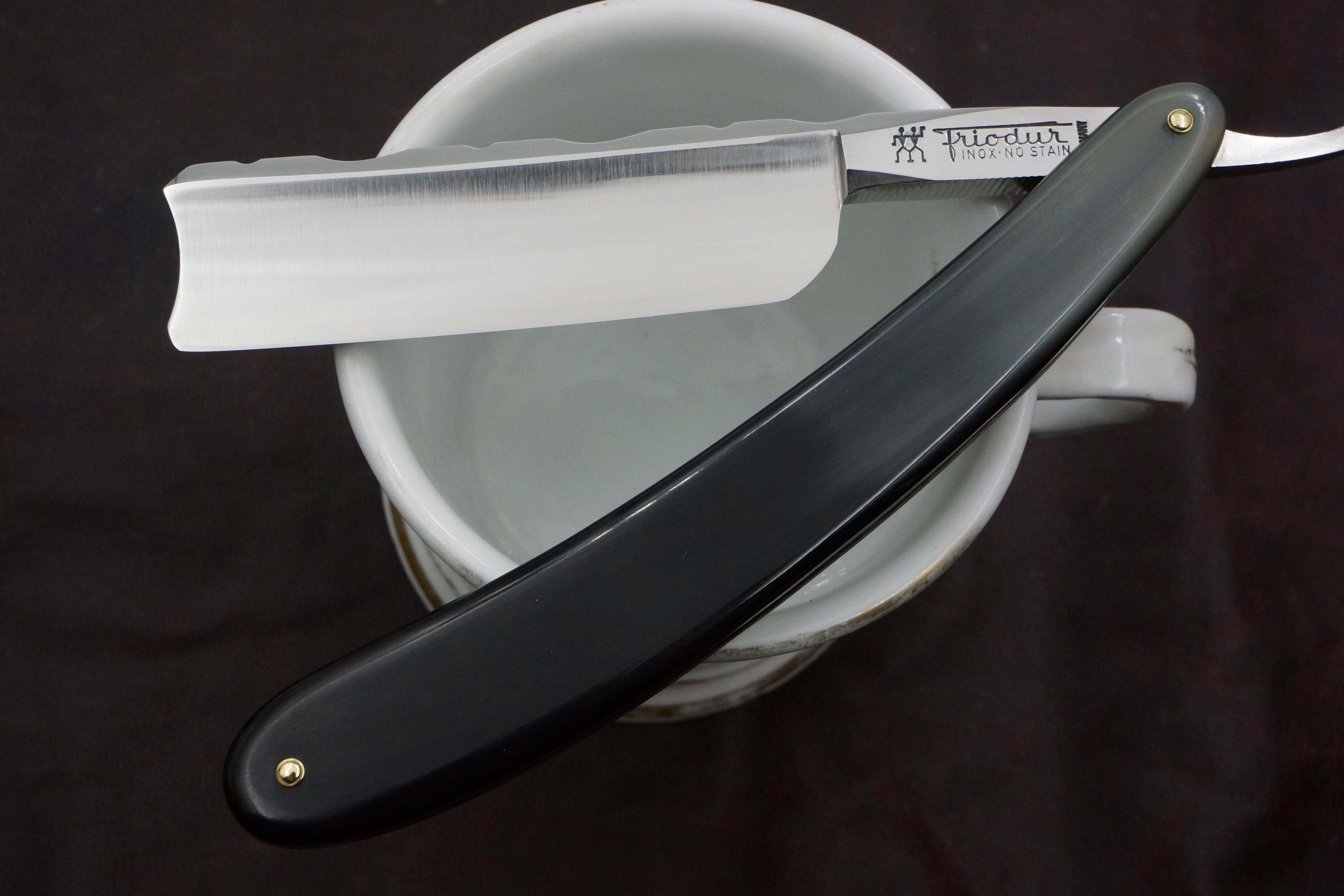 Henckels Friodur 15/16 Worked Spine Fancy Blade - Stainless Steel Full Hollow - Solingen Straight Razor - Shave Ready