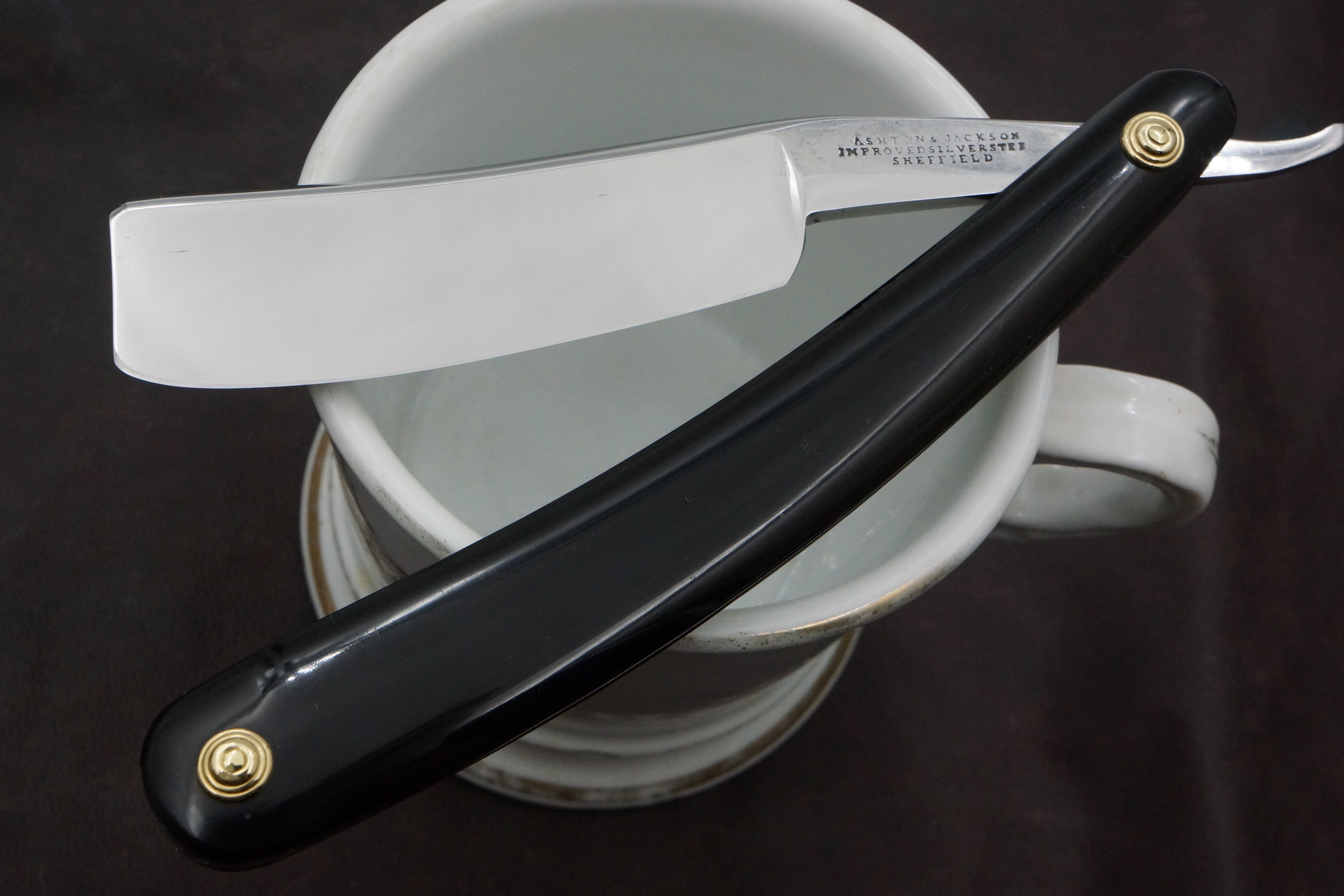 Ashton & Jackson "Improved Silver Steel - 15/16" Blade with New Horn Scales - Restored Sheffield Straight Razor - Shave Ready