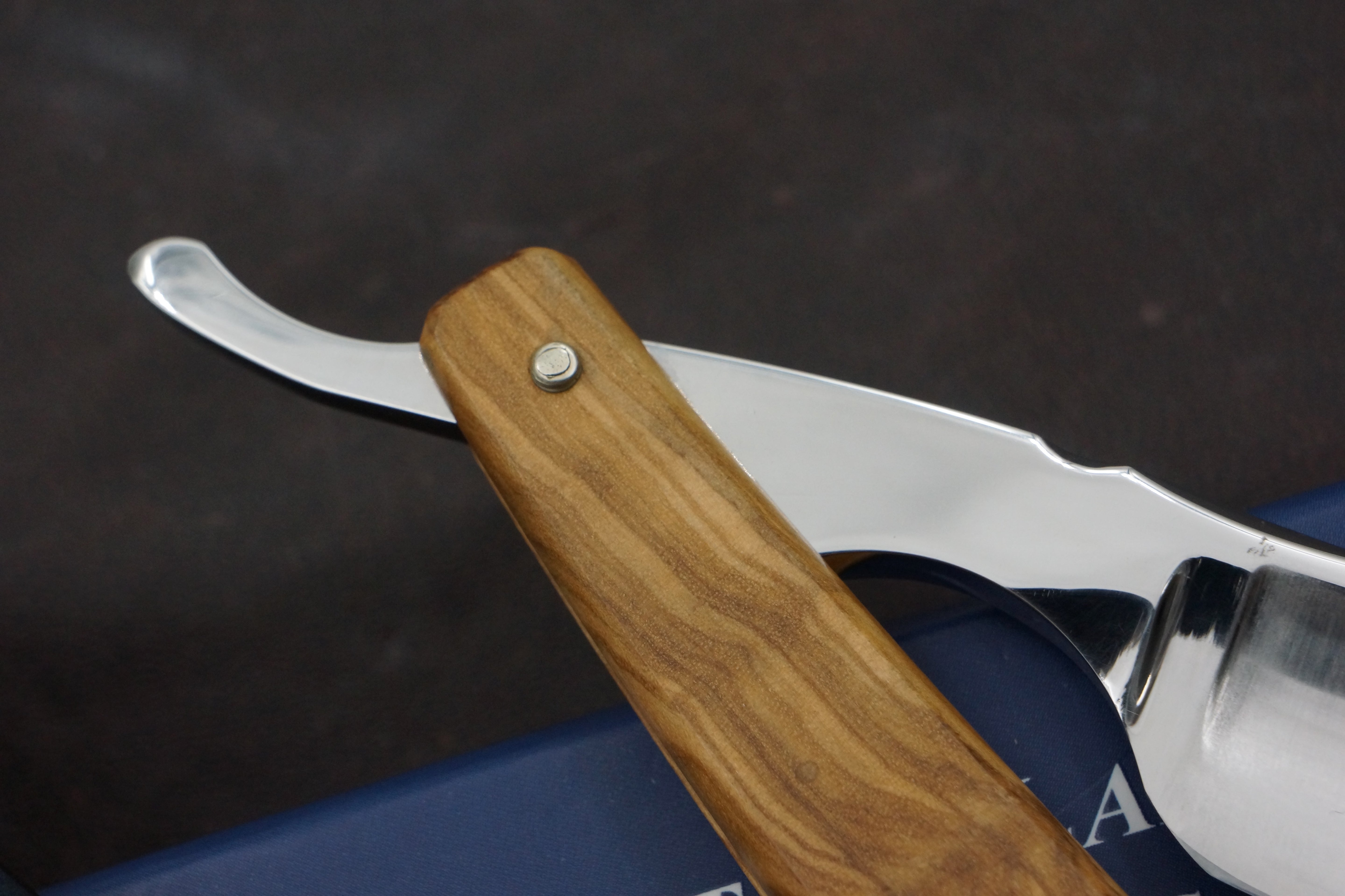 Gustave La Lune 6/8 Full Hollow Fancy Blade with Olivewood Scales - Excellent Preowned French Straight Razor - Shave Ready