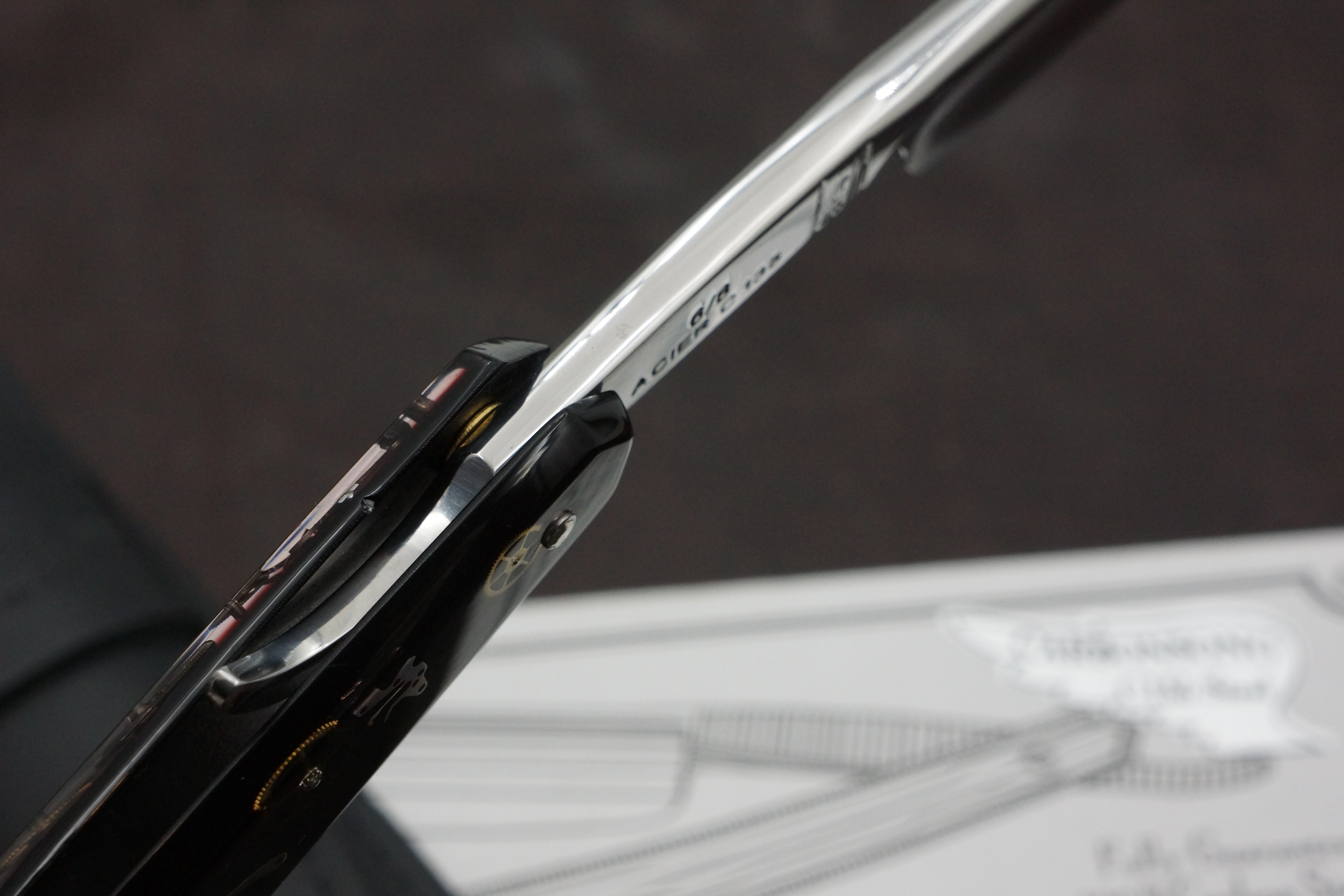 Thiers Issard "Evide Sonnant" 6/8 Full Hollow Blade Mechanism Scales - Preowned French Straight Razor - Shave Ready