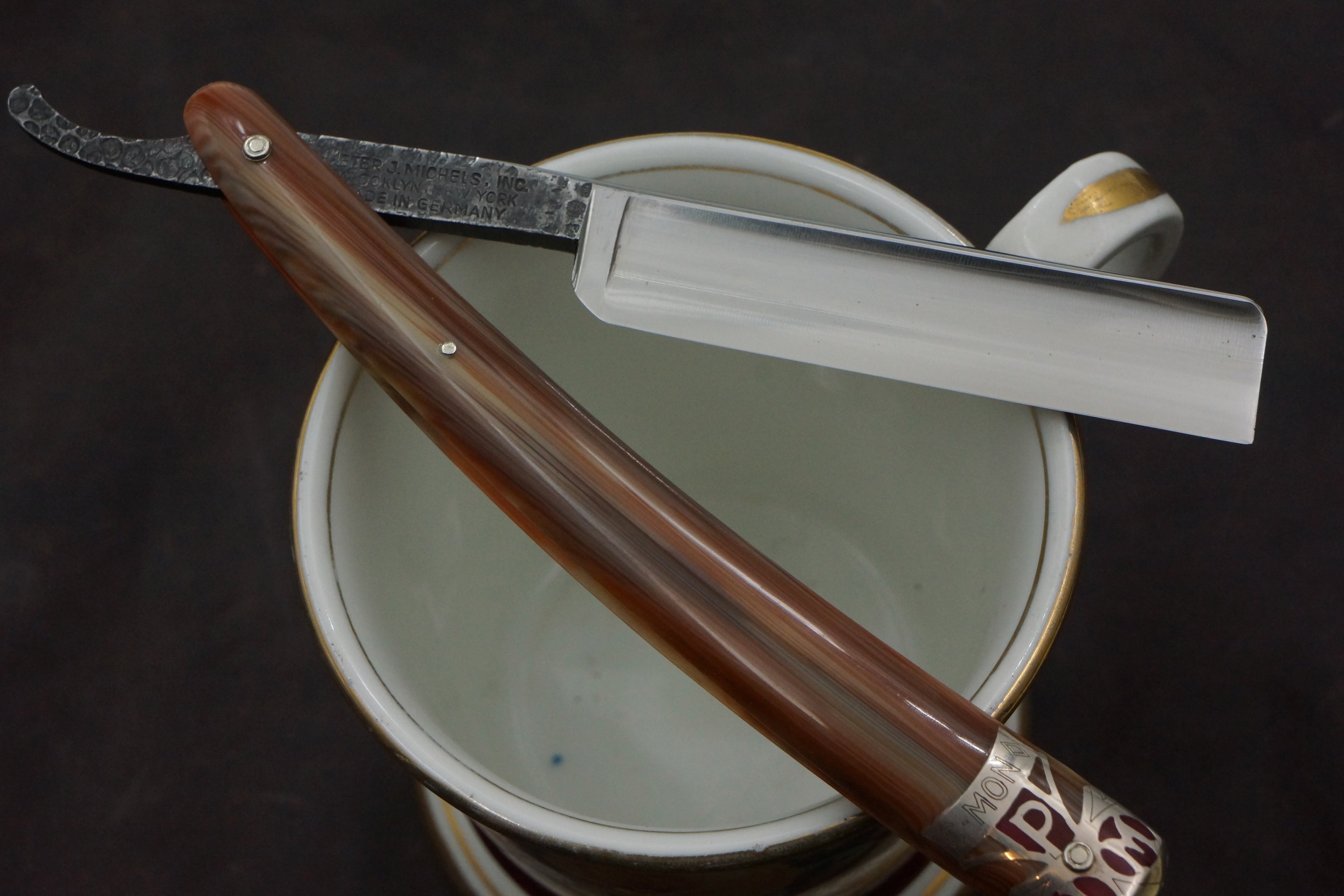 Peter J. Michels CMON HF - Near Pristine 5/8 Blade - Vintage Solingen Straight Razor - Shave Ready