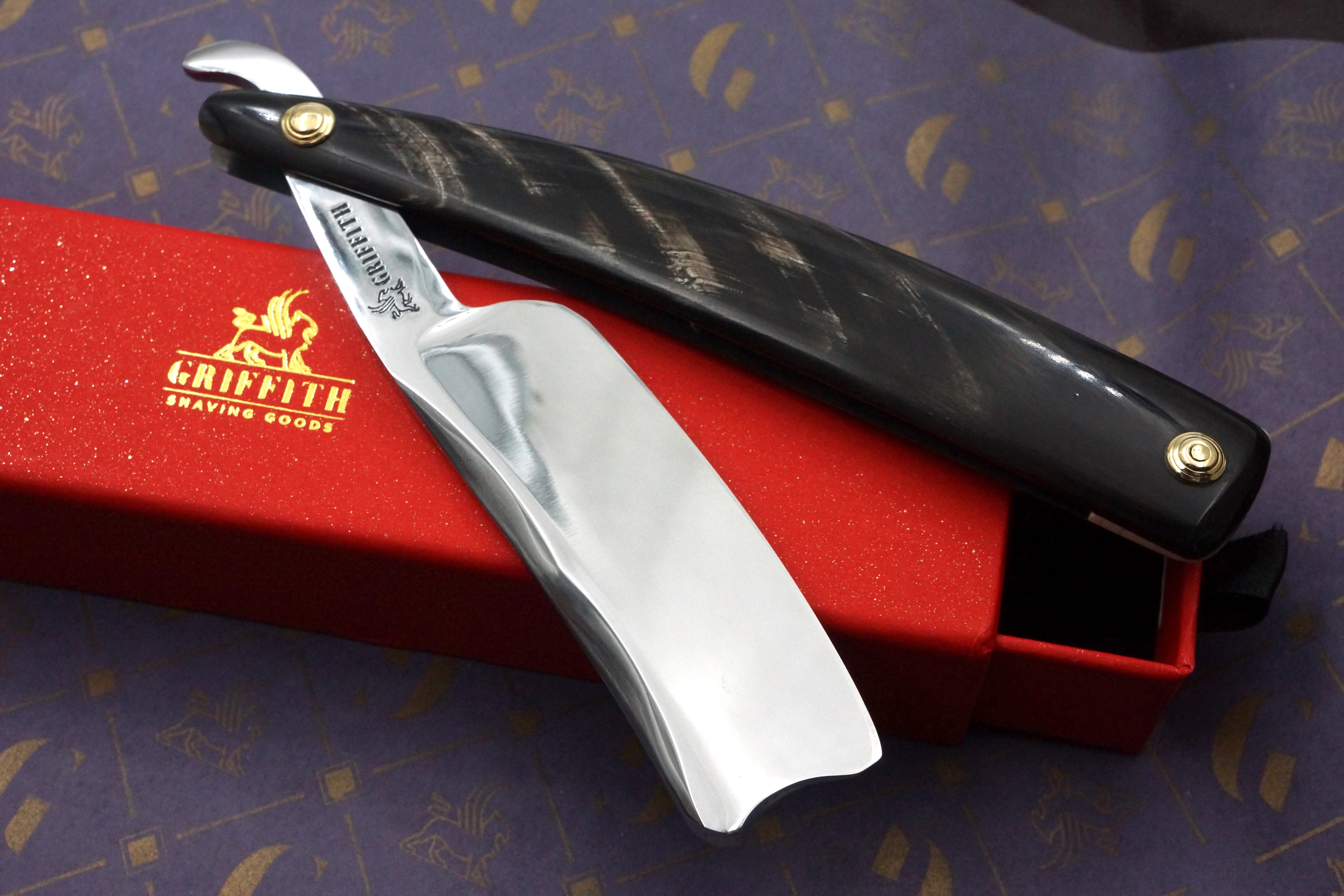 Griffith 1084 Steel 17/16 Quarter Hollow Fancy Blade - Horn Scales Artisan Straight Razor