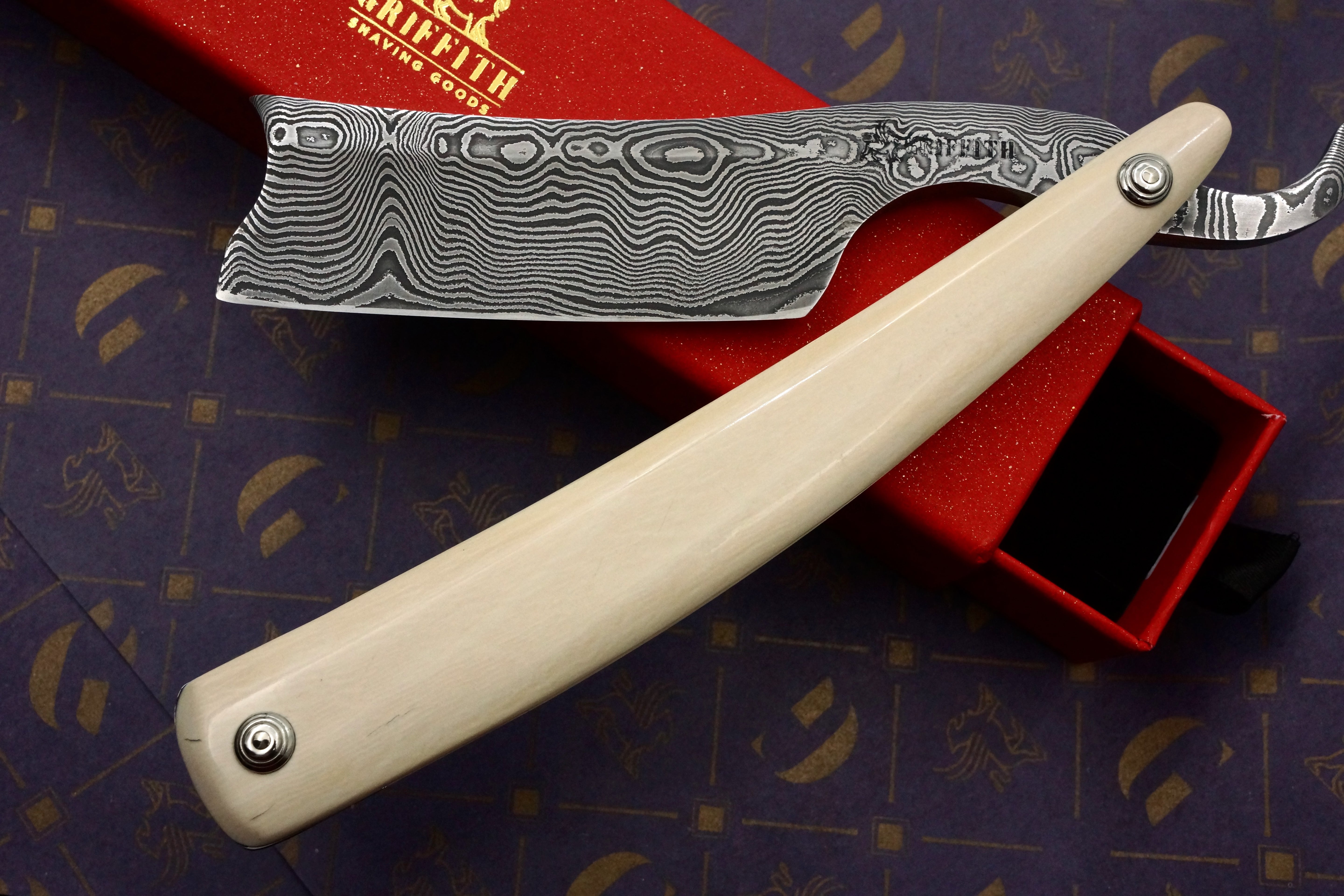 Griffith 9/8 Damascus Quarter Hollow - Mammoth Ivory Scales Artisan Straight Razor