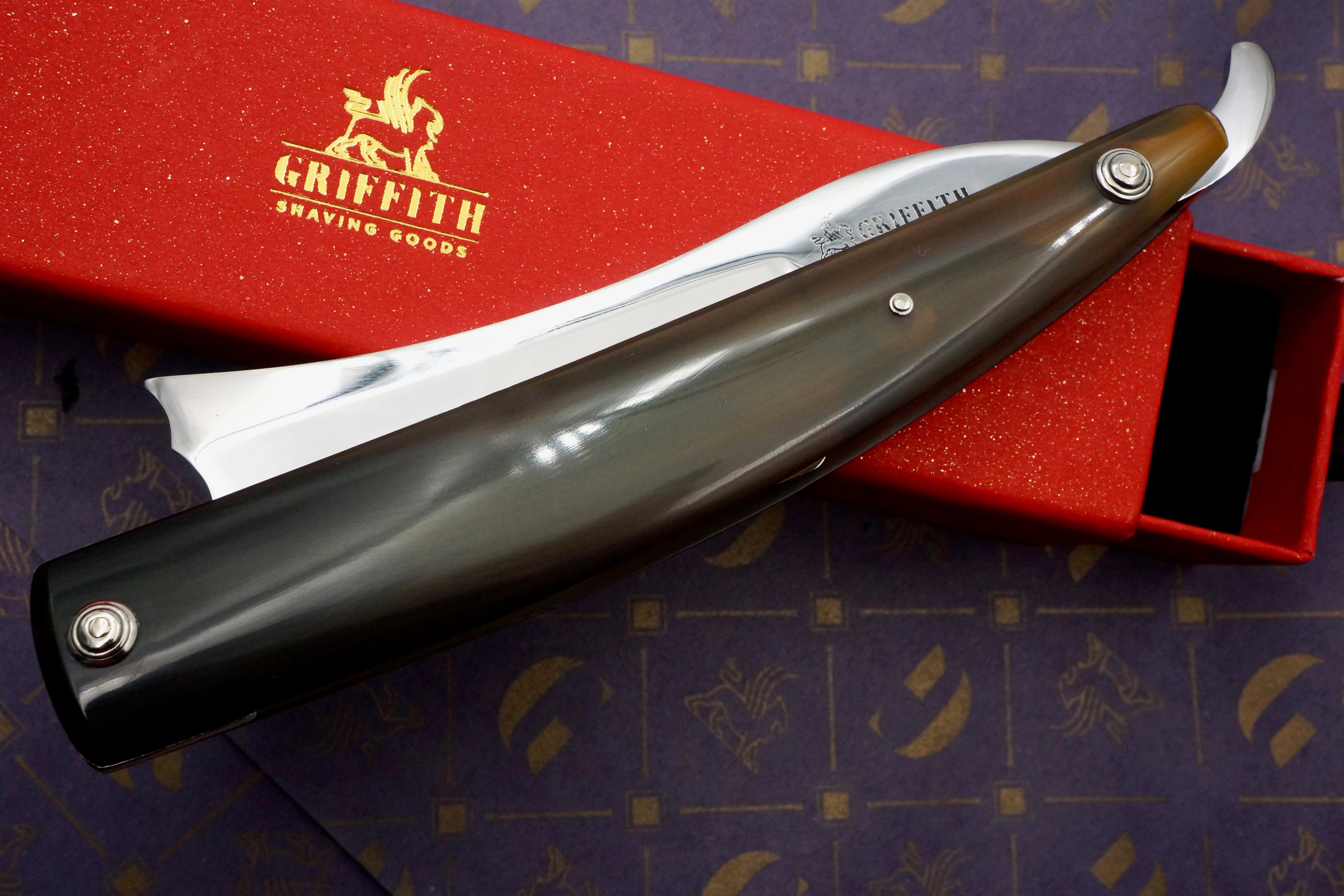Griffith 1084 Steel 9/8 Quarter Hollow Fancy Blade - Horn Scales Artisan Straight Razor