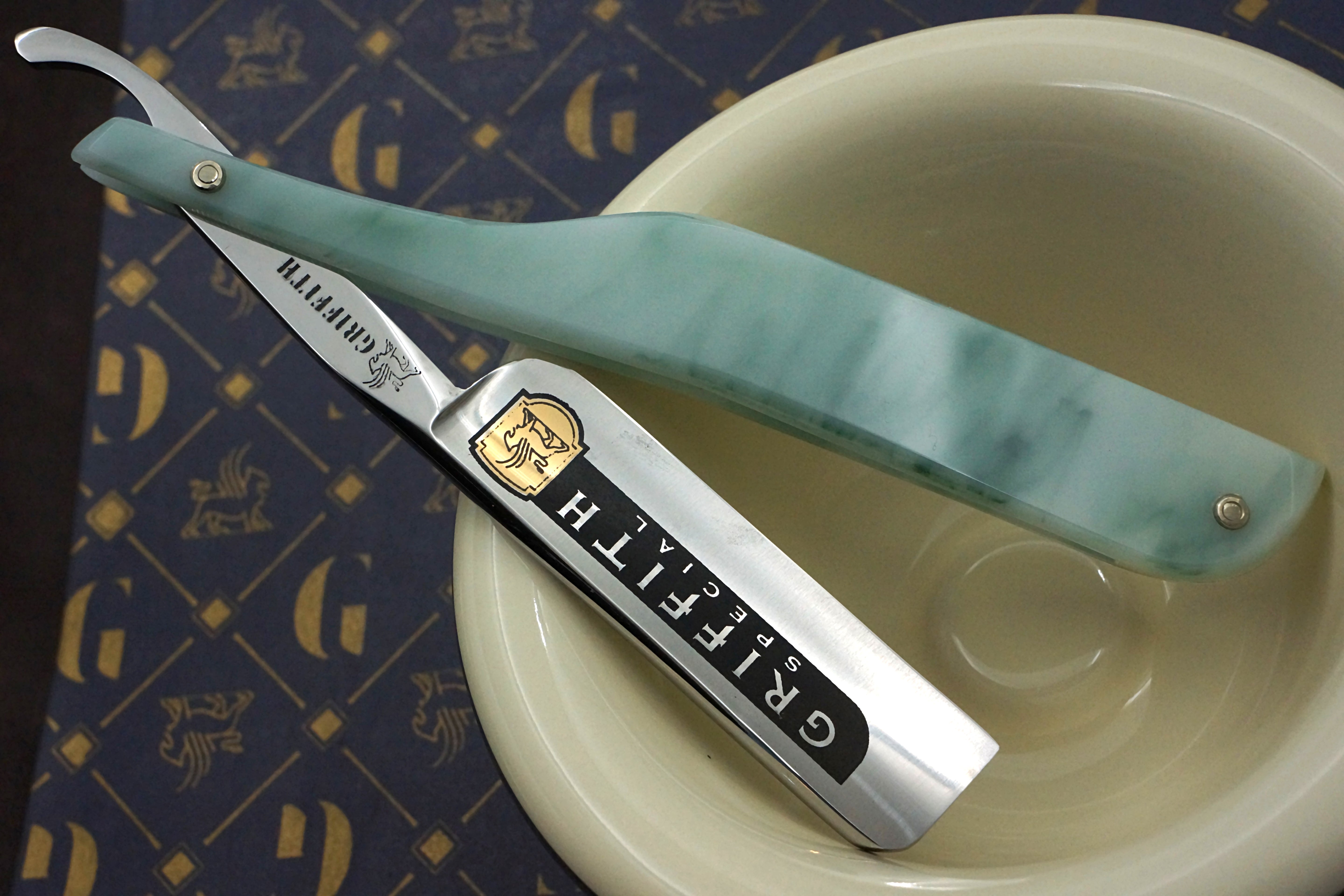 Griffith 13/16 Silver Steel Full Hollow Etched Blade - Emerald Quartz Acrylic Scales Artisan Straight Razor - Shave Ready