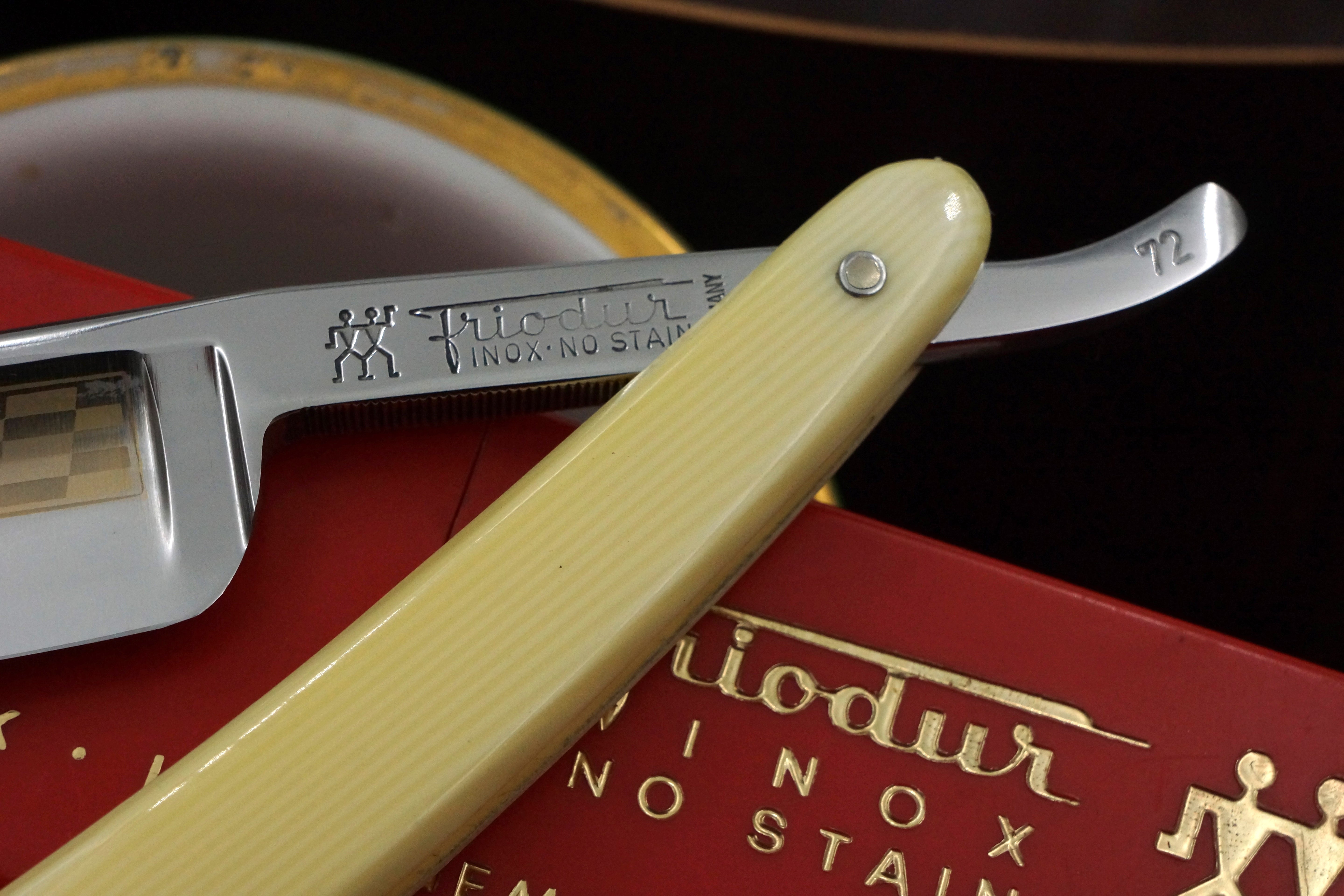 Henckels Friodur 6/8 No. 72 - Excellent Stainless Steel Etched Full Hollow - Solingen Straight Razor - Shave Ready