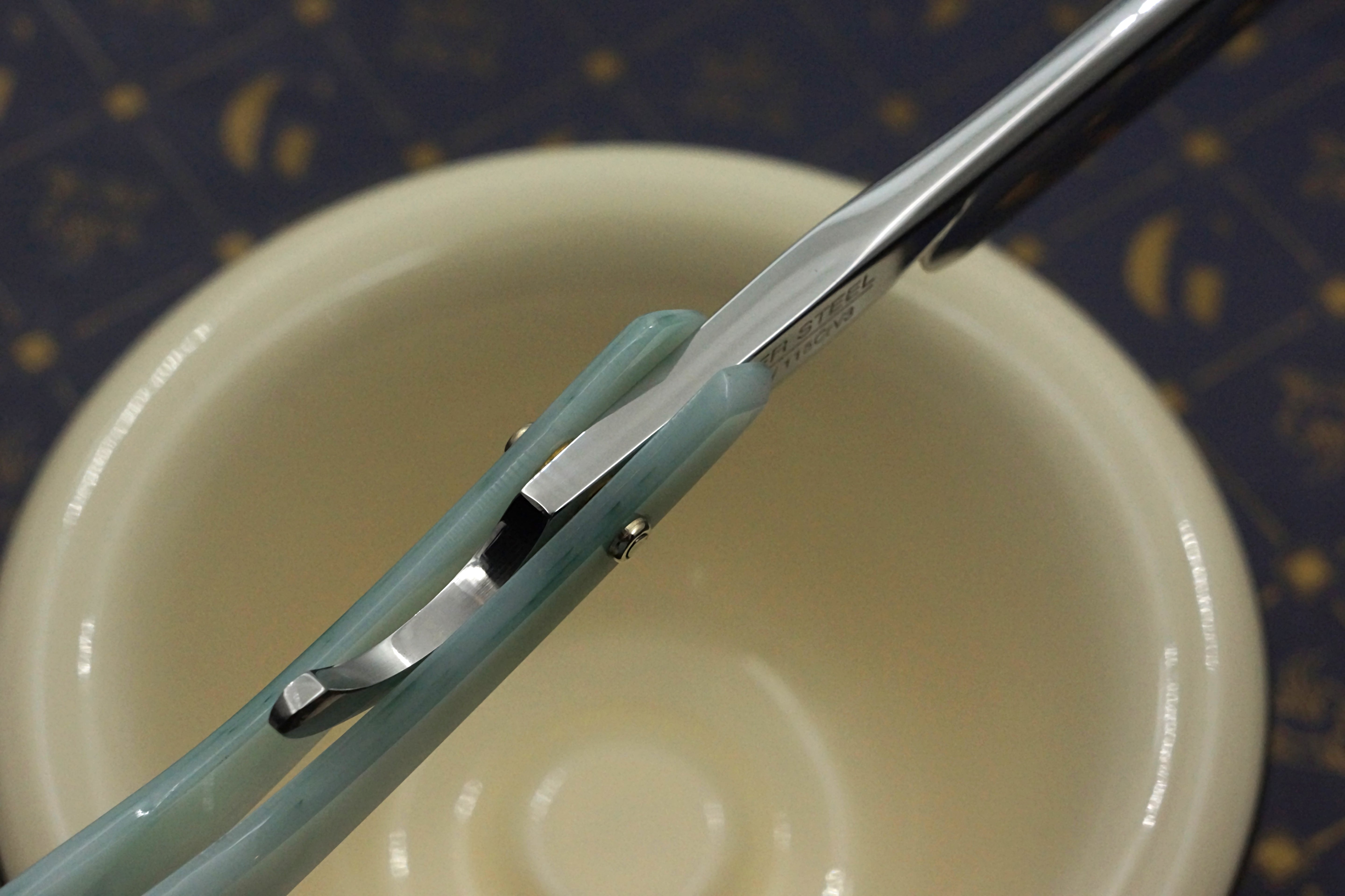 Griffith 13/16 Silver Steel Full Hollow Etched Blade - Emerald Quartz Acrylic Scales Artisan Straight Razor - Shave Ready