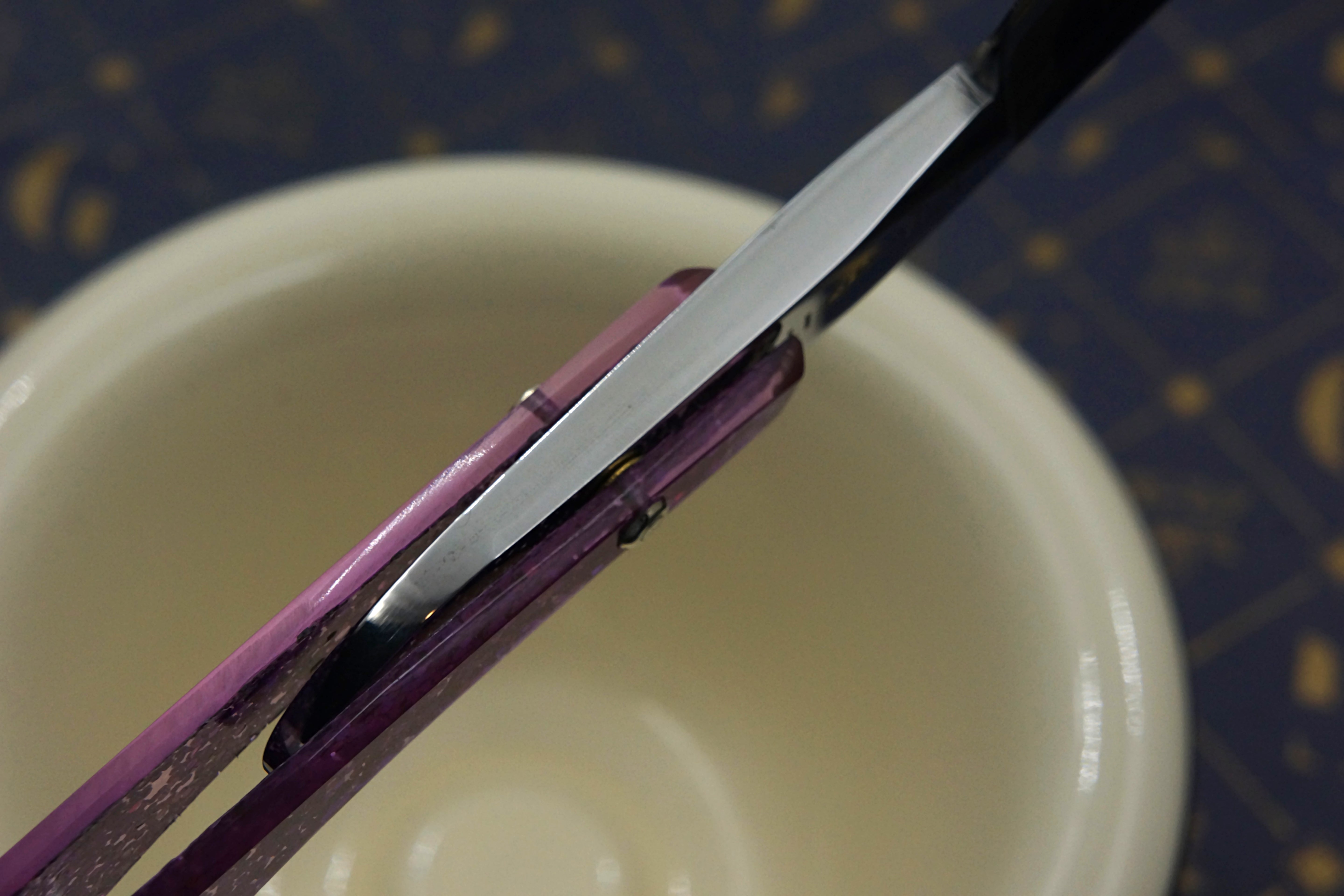Griffith 13/16 Silver Steel Full Hollow Etched Blade - Dragon Sparkle Scales Artisan Straight Razor - Shave Ready