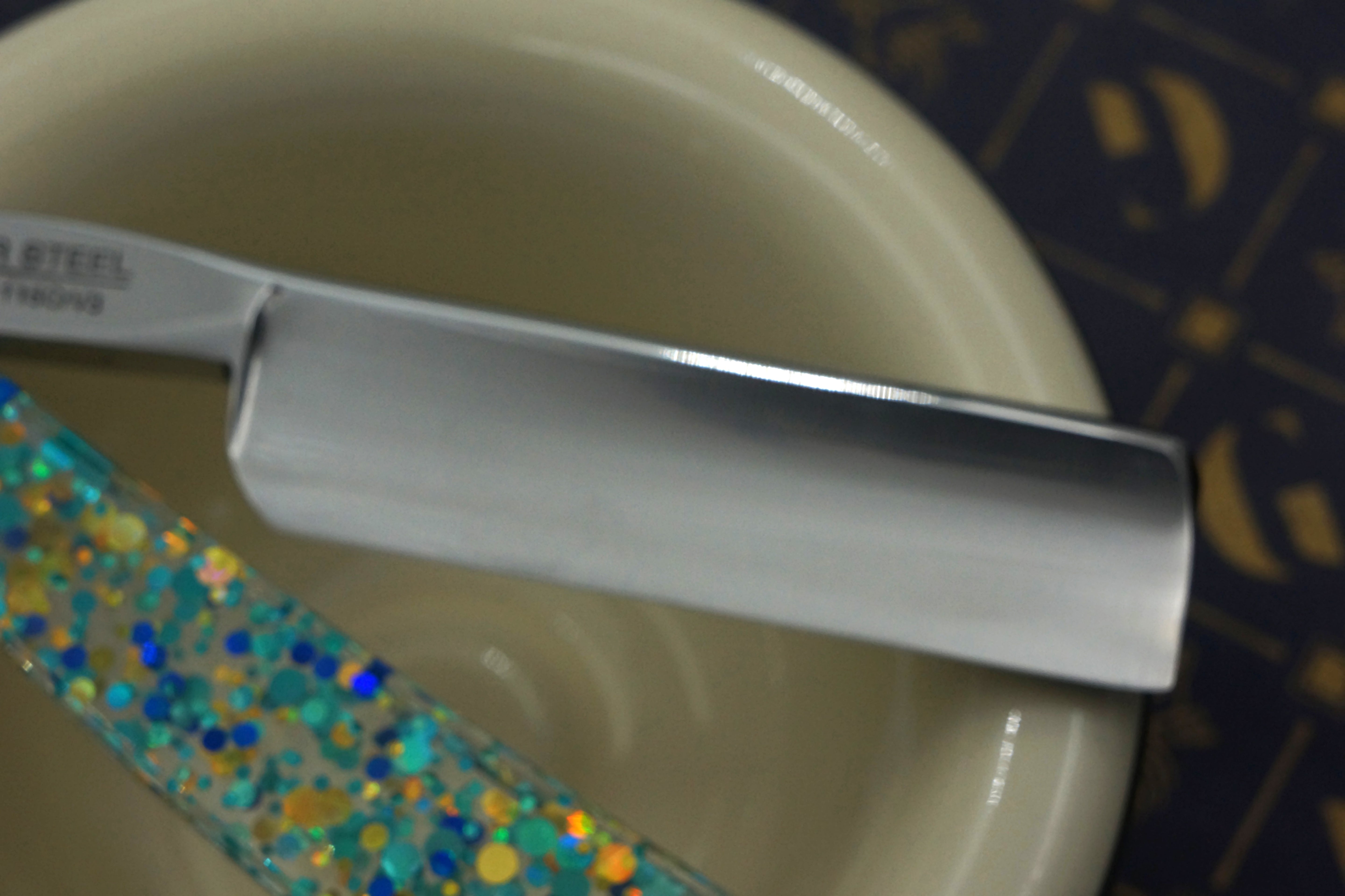 Griffith 13/16 Silver Steel Full Hollow Blade - Teal Dots and Glitter Acrylic Scales Artisan Straight Razor - Shave Ready