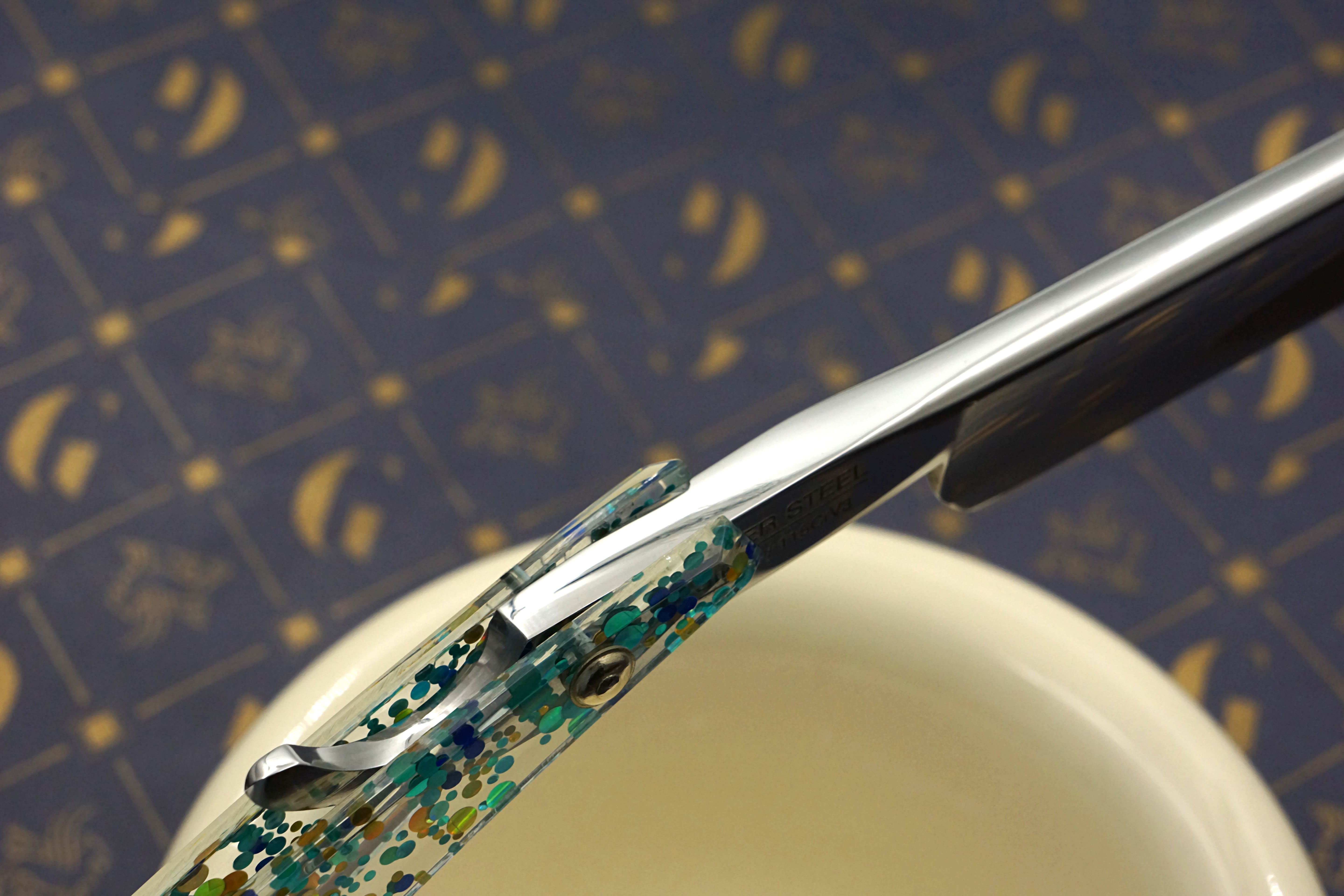 Griffith 13/16 Silver Steel Full Hollow Blade - Teal Dots and Glitter Acrylic Scales Artisan Straight Razor - Shave Ready