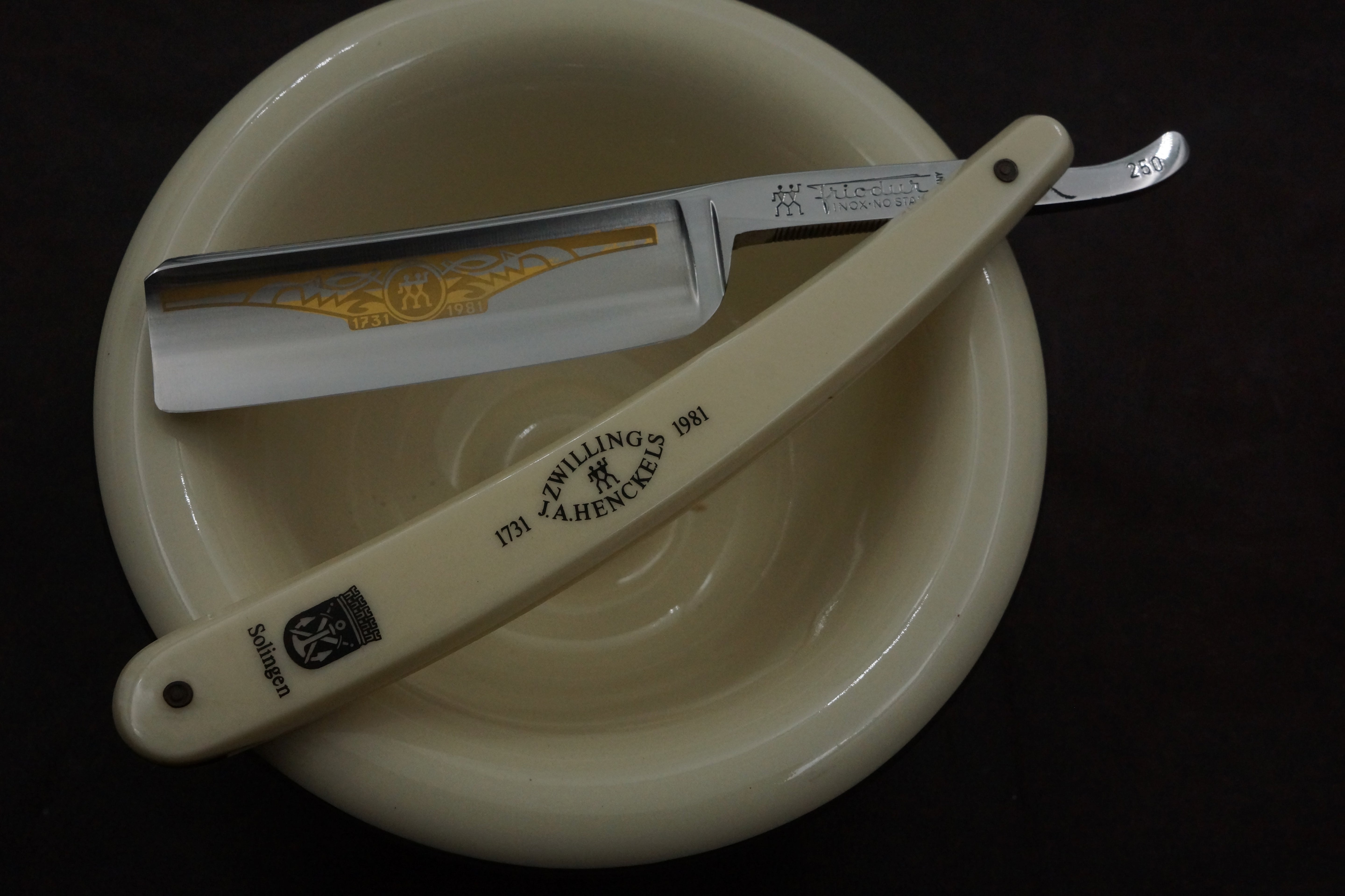 Henckels Friodur Anniversary No. 250 - 13/16 Near Mint Stainless Steel Full Hollow - Solingen Straight Razor - Shave Ready