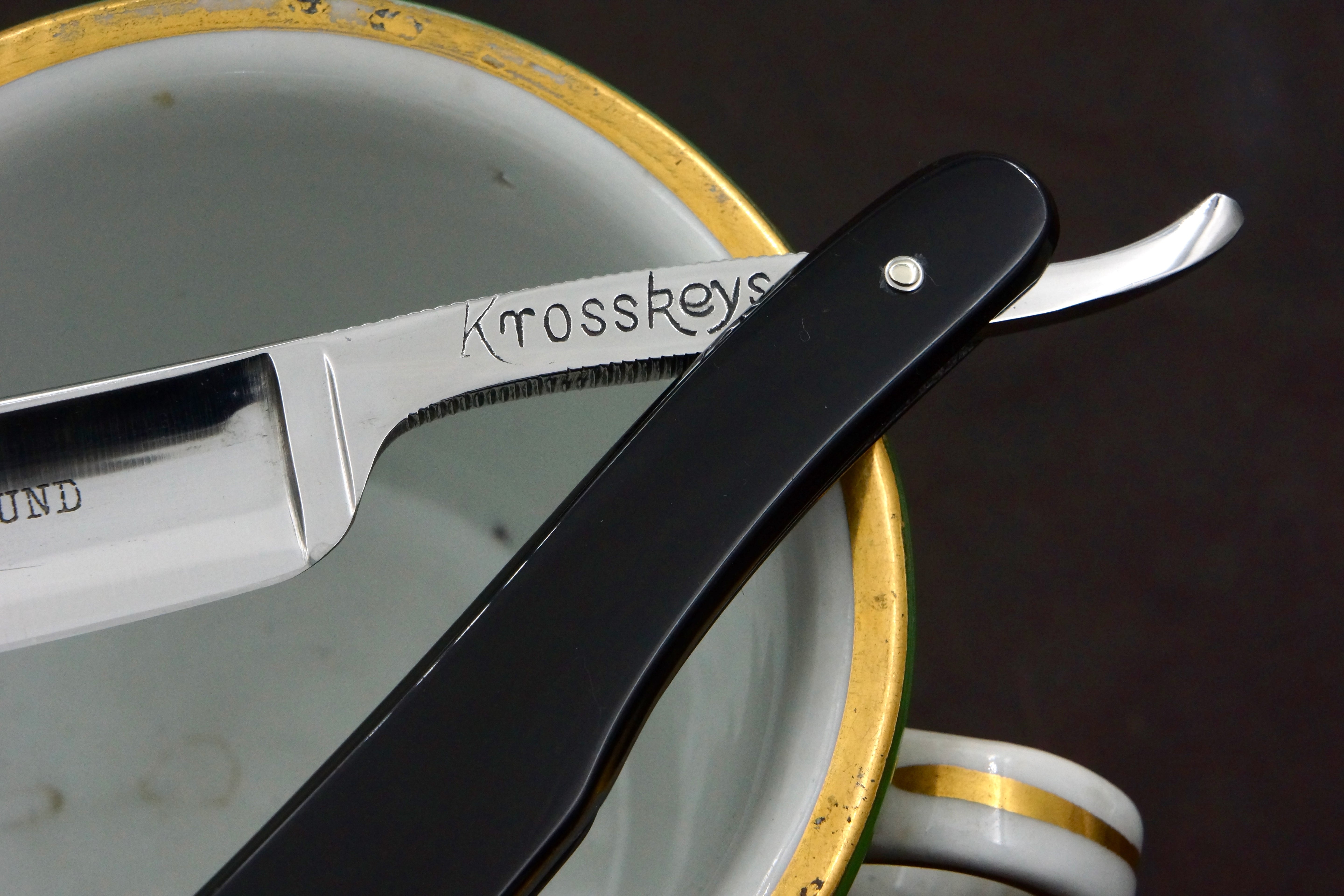 J. Nowill & Sons "Krosskeys" - 11/16 Full Hollow Vintage Sheffield Straight Razor - Shave Ready