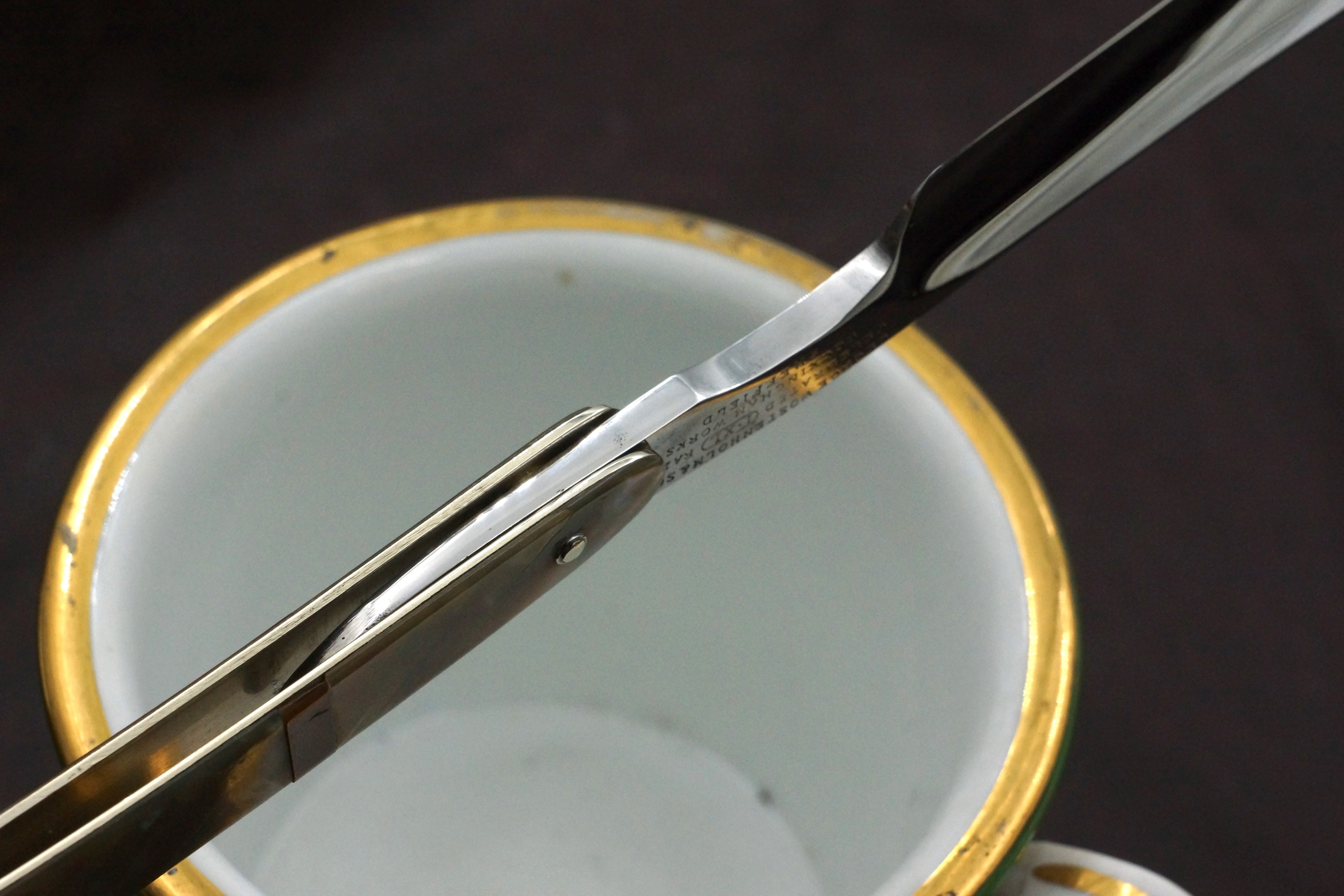 George Wostenholm & Sons - 11/16 Blade with Mother of Pearl Scales - Fully Restored Sheffield Straight Razor - Shave Ready