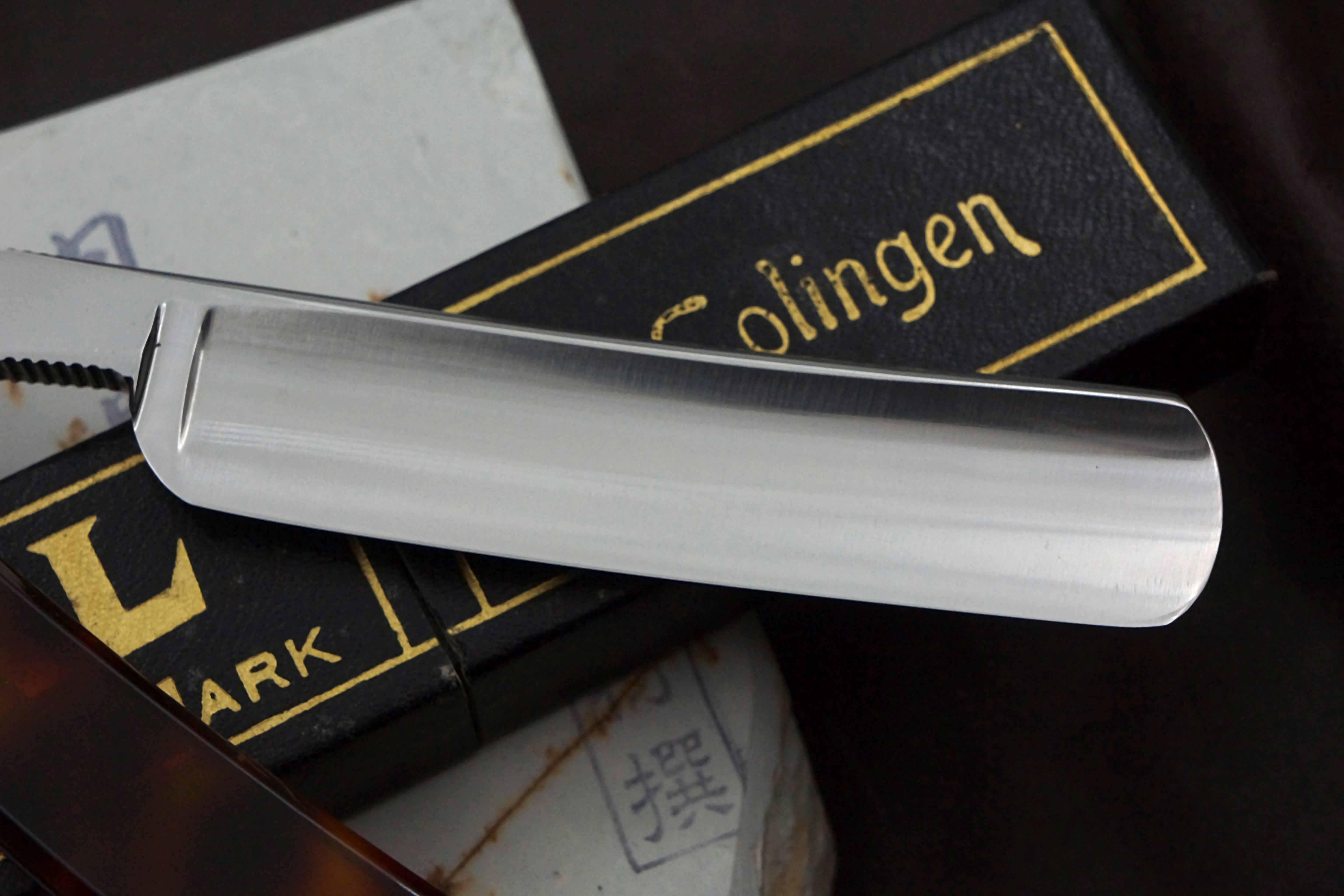 Bechtal No. 89 Near Pristine 11/16 Full Hollow Blade - Solingen Vintage Straight Razor - Shave Ready
