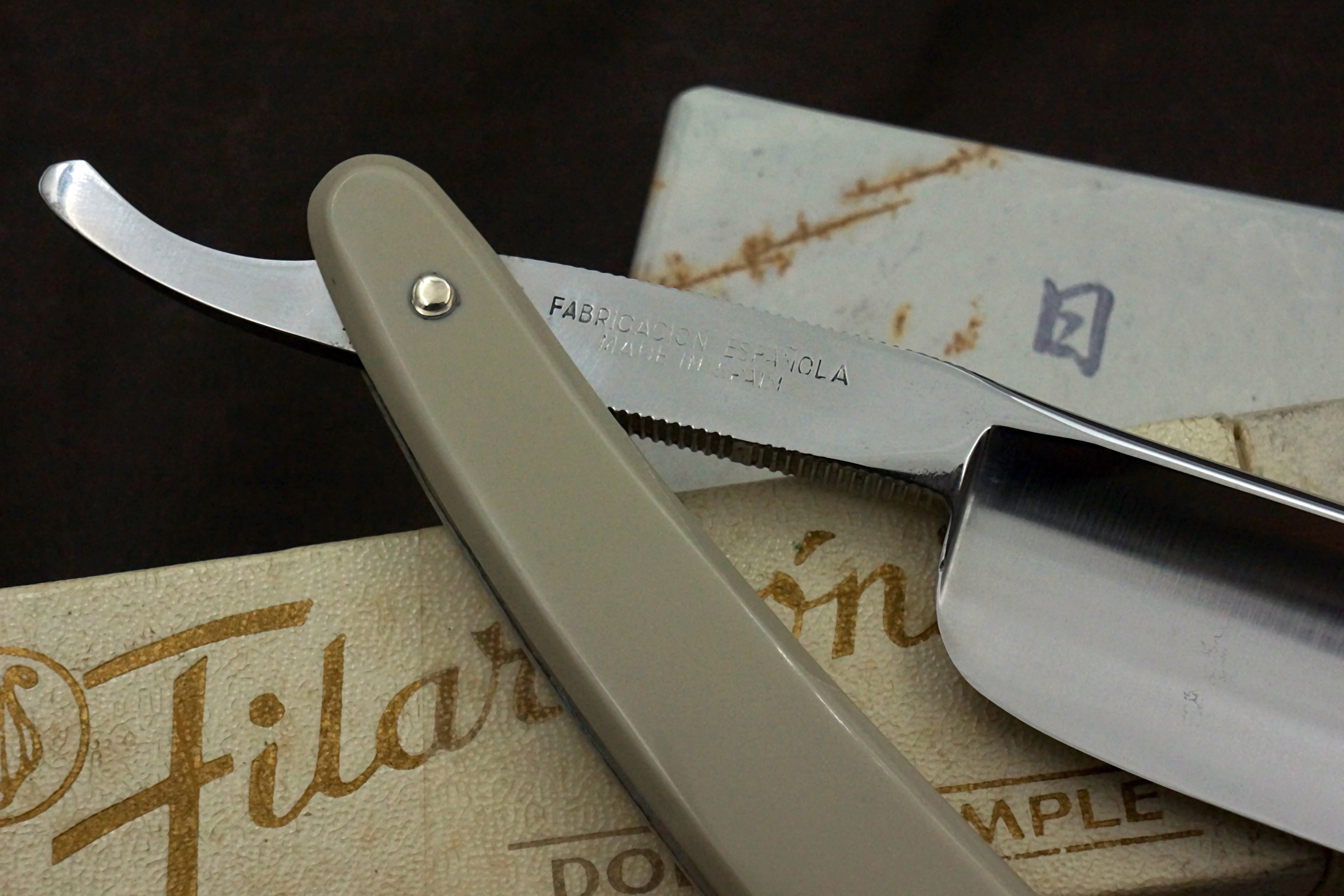 Filarmonica JMP Doble Temple No. 14 15/16" Full Hollow Blade - Near Mint Vintage Spanish Straight Razor - Shave Ready